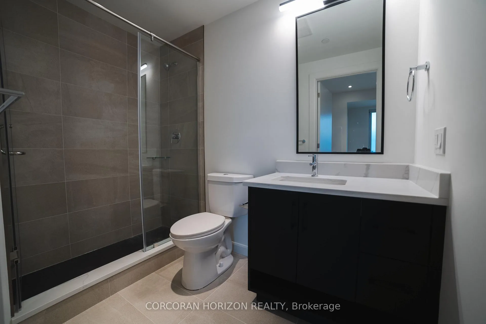 Photo 12 of Unit 1804, 741 King Street W, Kitchener — HOMEH