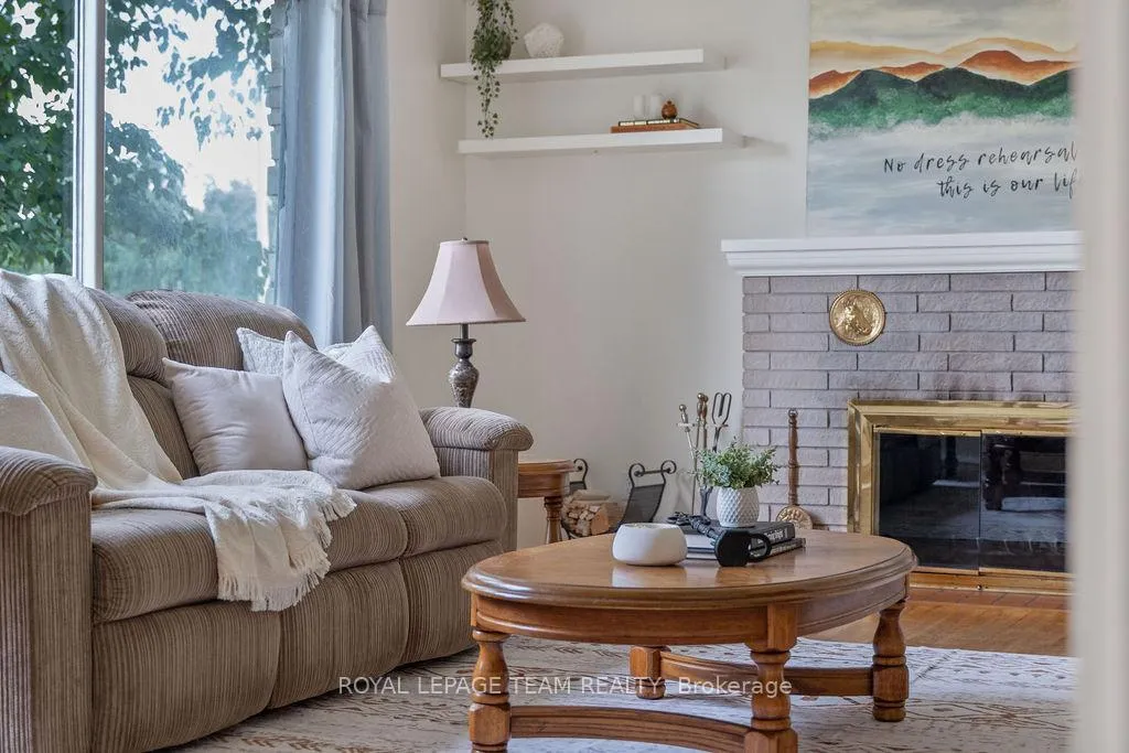 Photo 7 of 123 Abbeyhill Drive, Ottawa, Kanata - Glencairn/Hazeldean — HOMEH