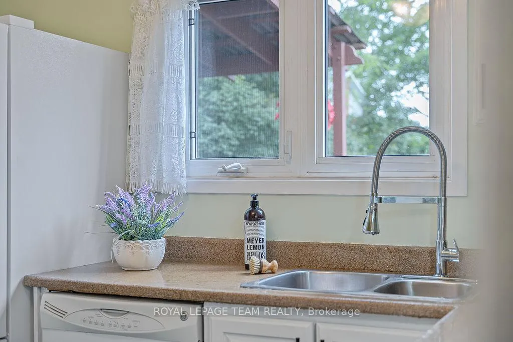 Photo 16 of 123 Abbeyhill Drive, Ottawa, Kanata - Glencairn/Hazeldean — HOMEH