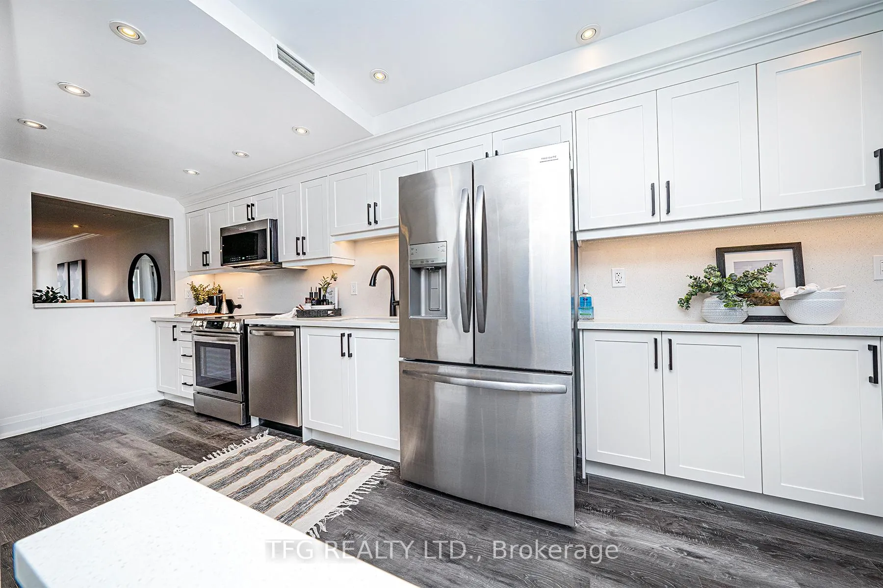 Photo 7 of Unit 7, 120 Glen Manor Drive, Toronto, The Beaches — HOMEH