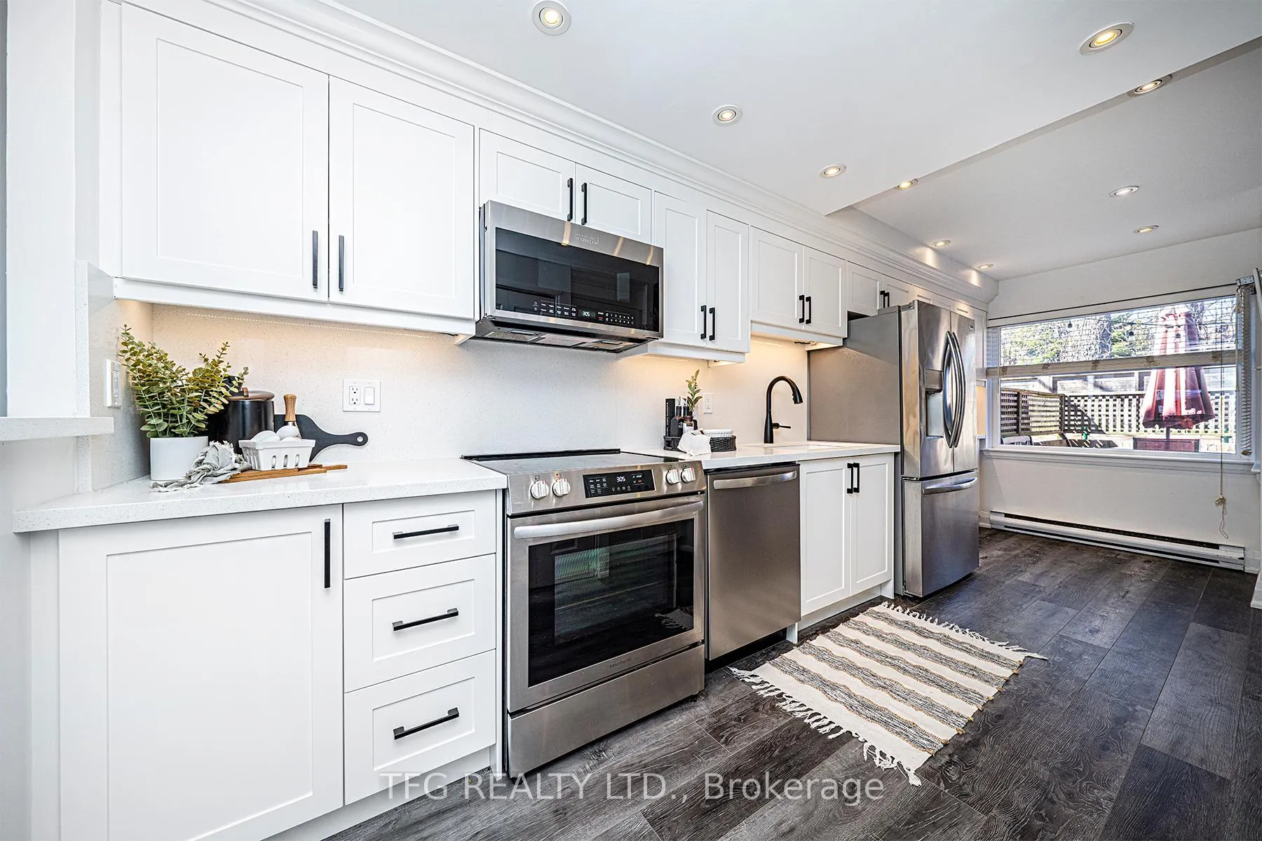 Photo 9 of Unit 7, 120 Glen Manor Drive, Toronto, The Beaches — HOMEH