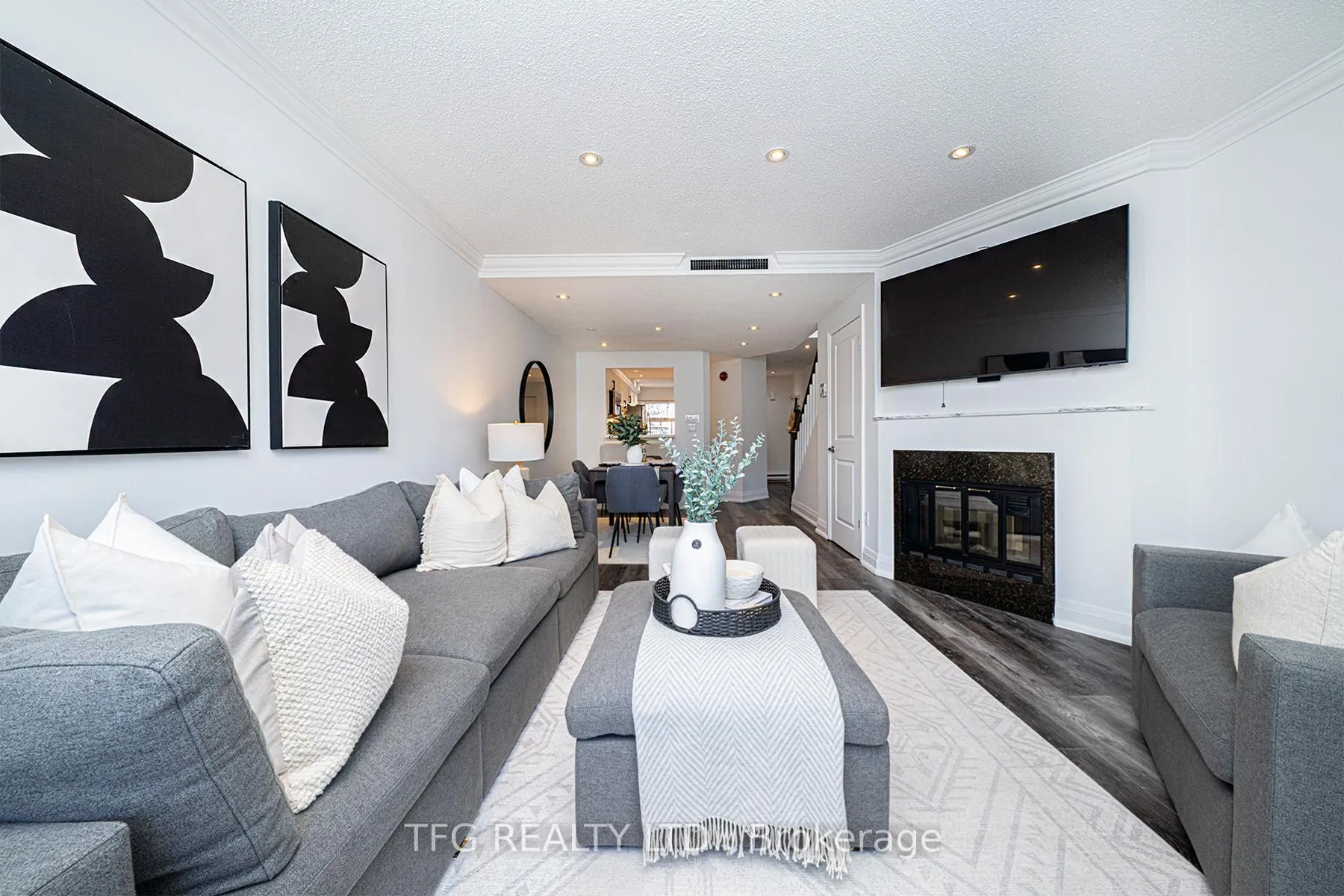 Photo 17 of Unit 7, 120 Glen Manor Drive, Toronto, The Beaches — HOMEH
