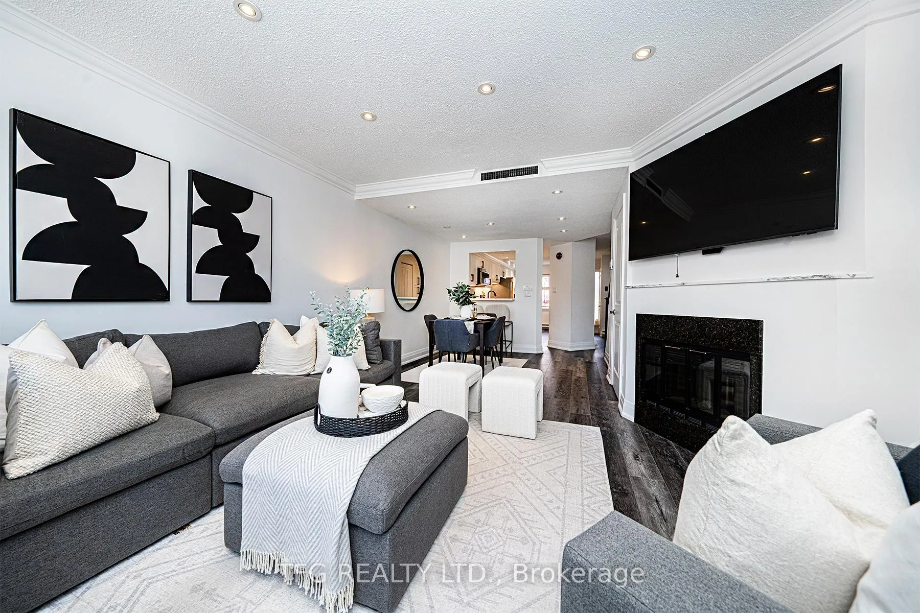 Photo 19 of Unit 7, 120 Glen Manor Drive, Toronto, The Beaches — HOMEH