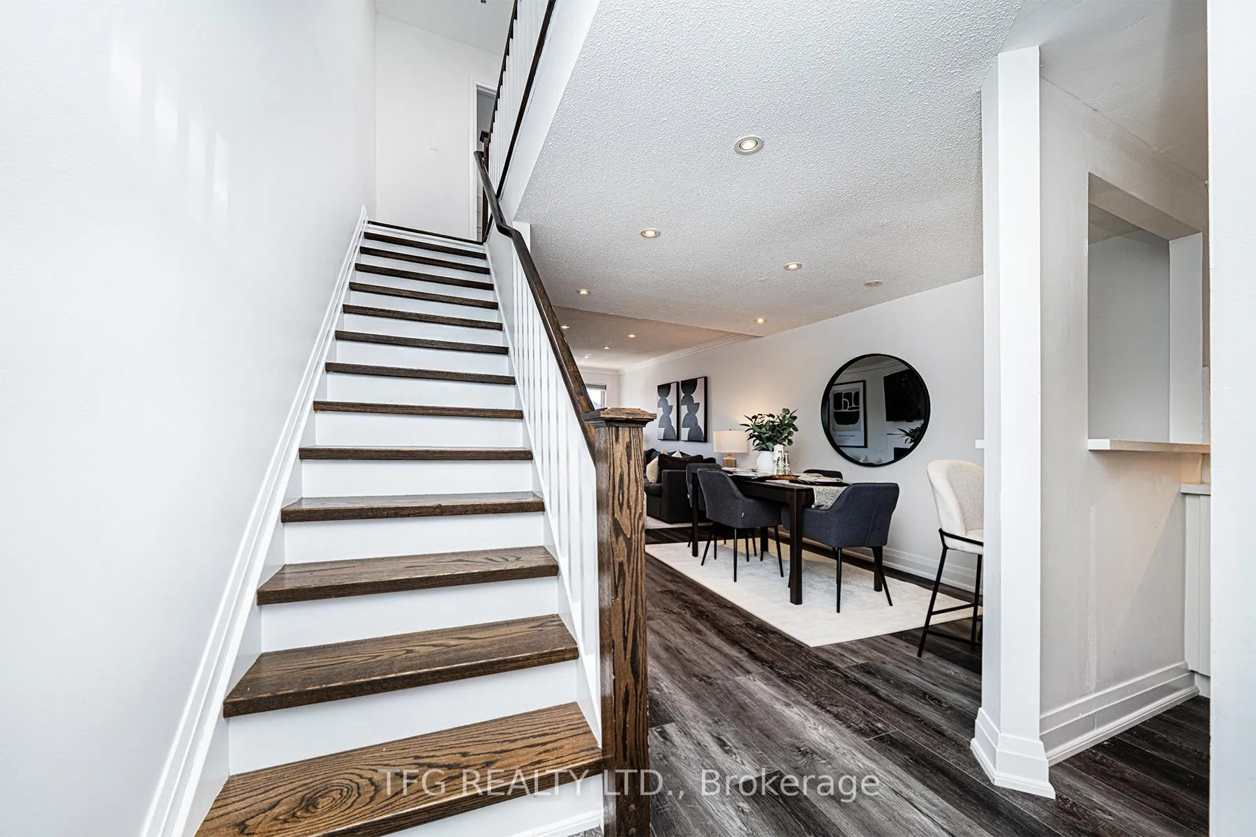 Photo 20 of Unit 7, 120 Glen Manor Drive, Toronto, The Beaches — HOMEH