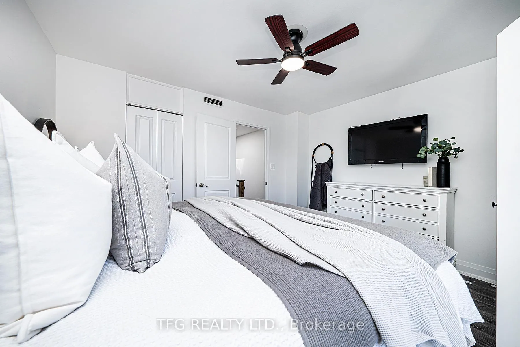Photo 32 of Unit 7, 120 Glen Manor Drive, Toronto, The Beaches — HOMEH
