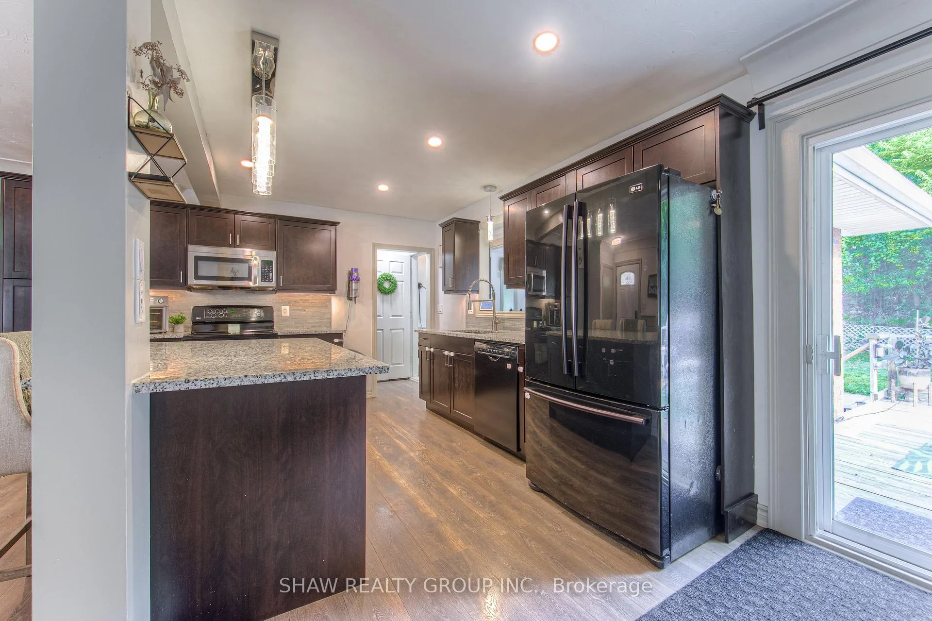 Photo 13 of 95 Silver Street, Brant, Paris — HOMEH