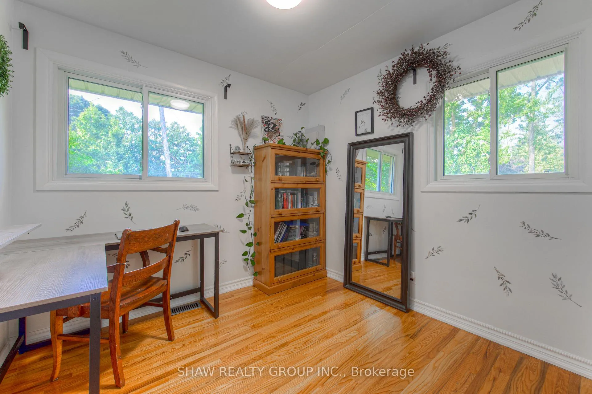 Photo 22 of 95 Silver Street, Brant, Paris — HOMEH