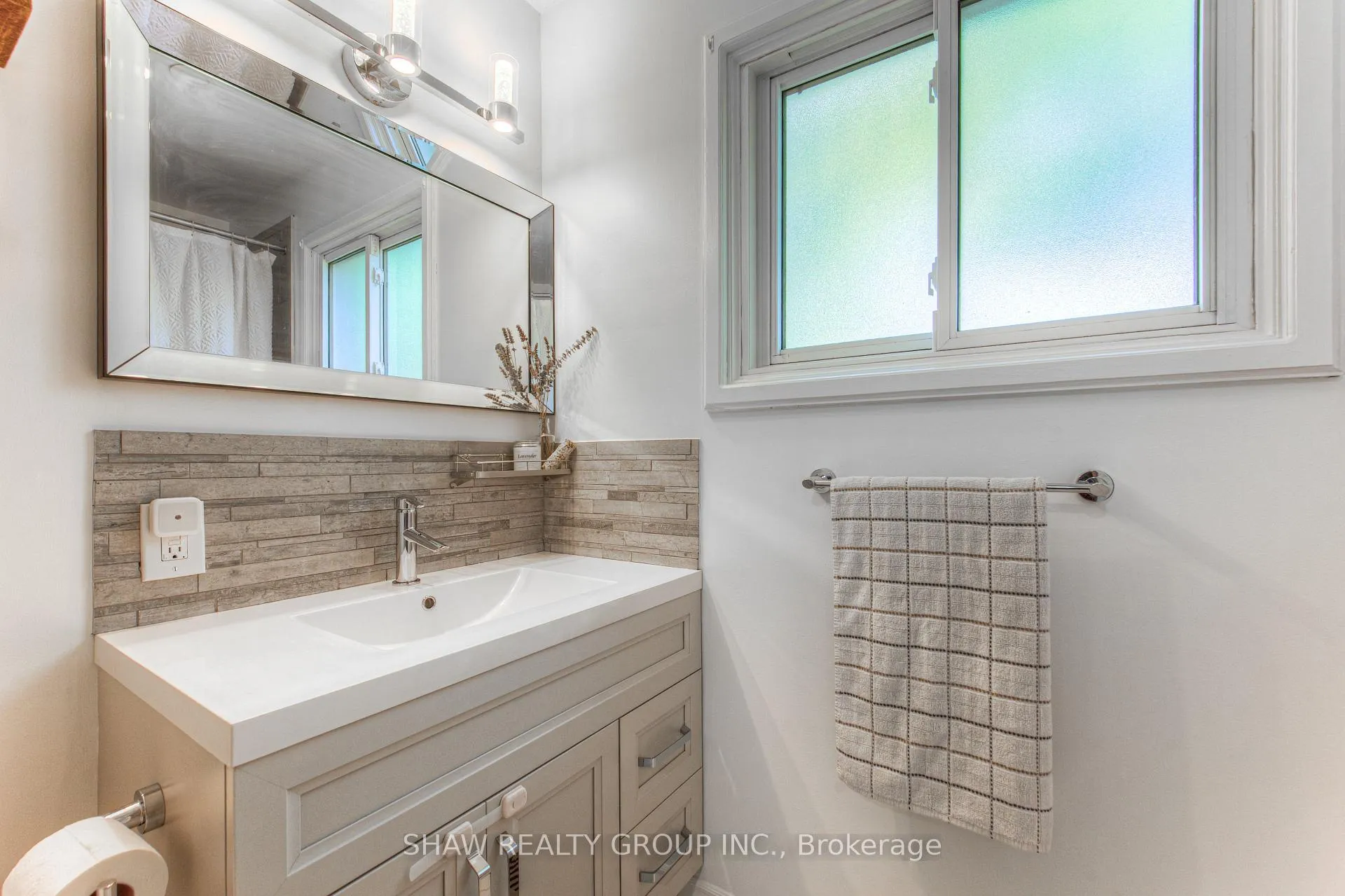 Photo 23 of 95 Silver Street, Brant, Paris — HOMEH