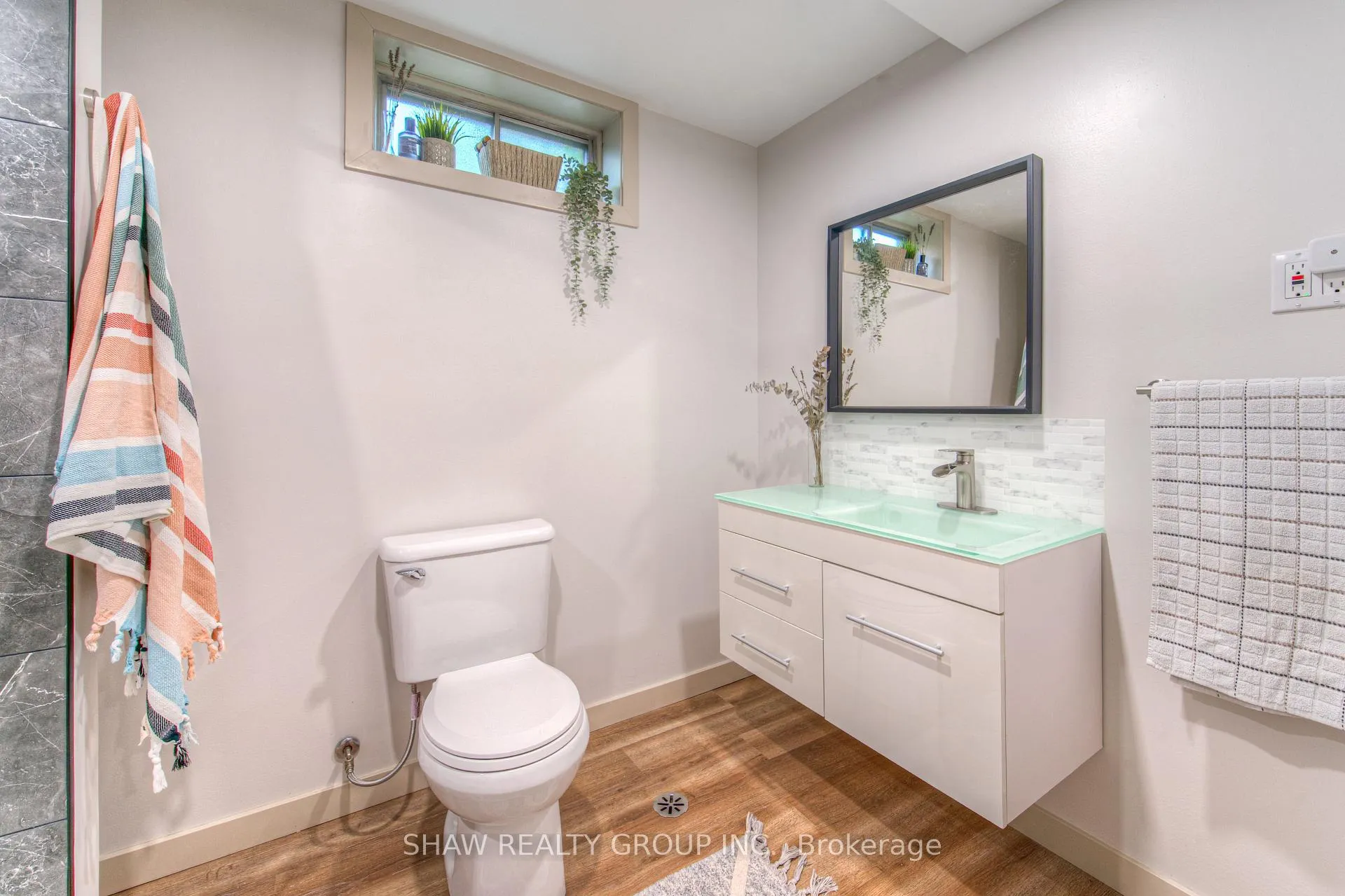 Photo 32 of 95 Silver Street, Brant, Paris — HOMEH