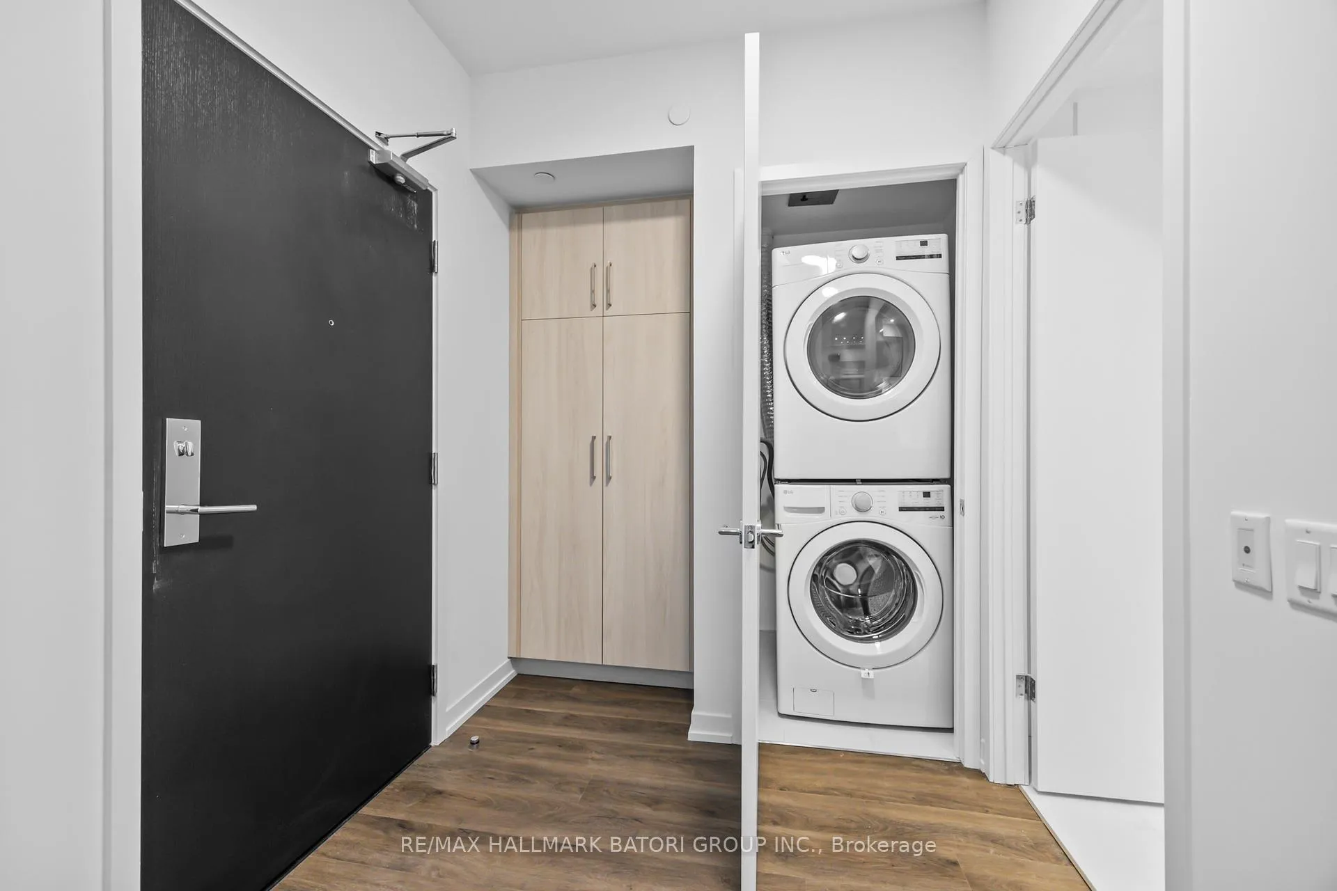 Photo 23 of Unit 302, 863 St. Clair Avenue W, Toronto, Wychwood — HOMEH