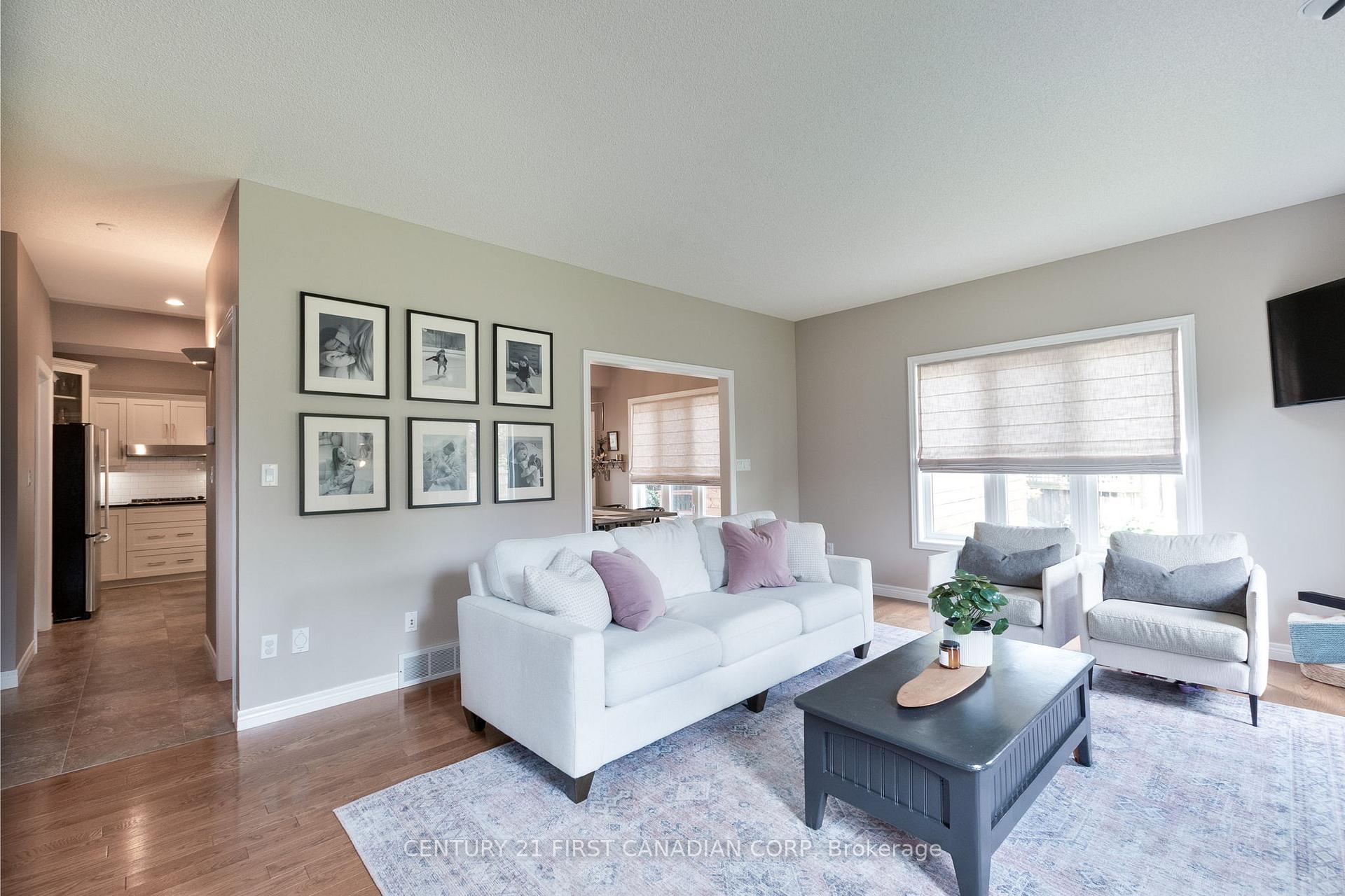 Photo 9 of 23 Symphony Court, Central Elgin, Lynhurst — HOMEH