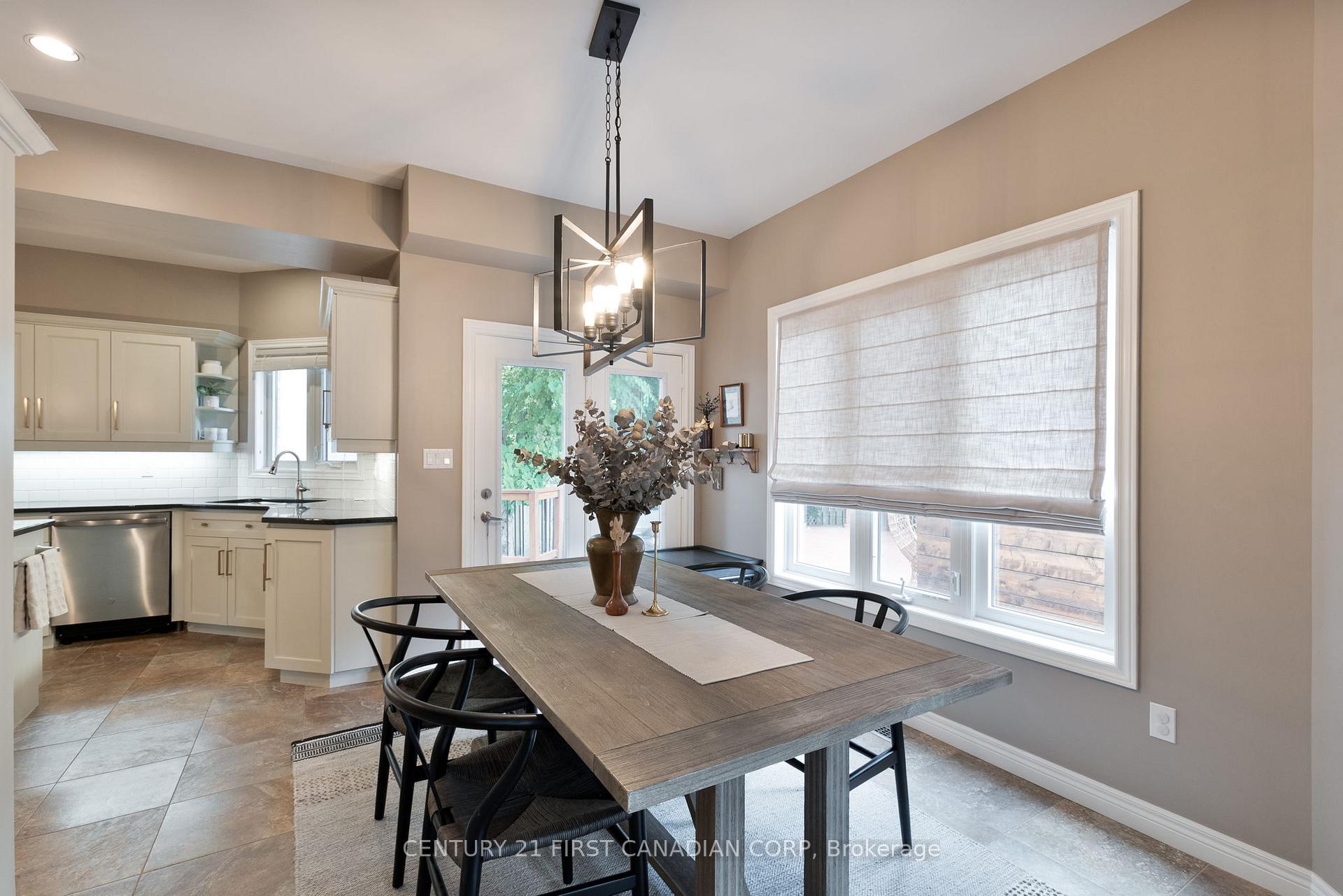 Photo 13 of 23 Symphony Court, Central Elgin, Lynhurst — HOMEH