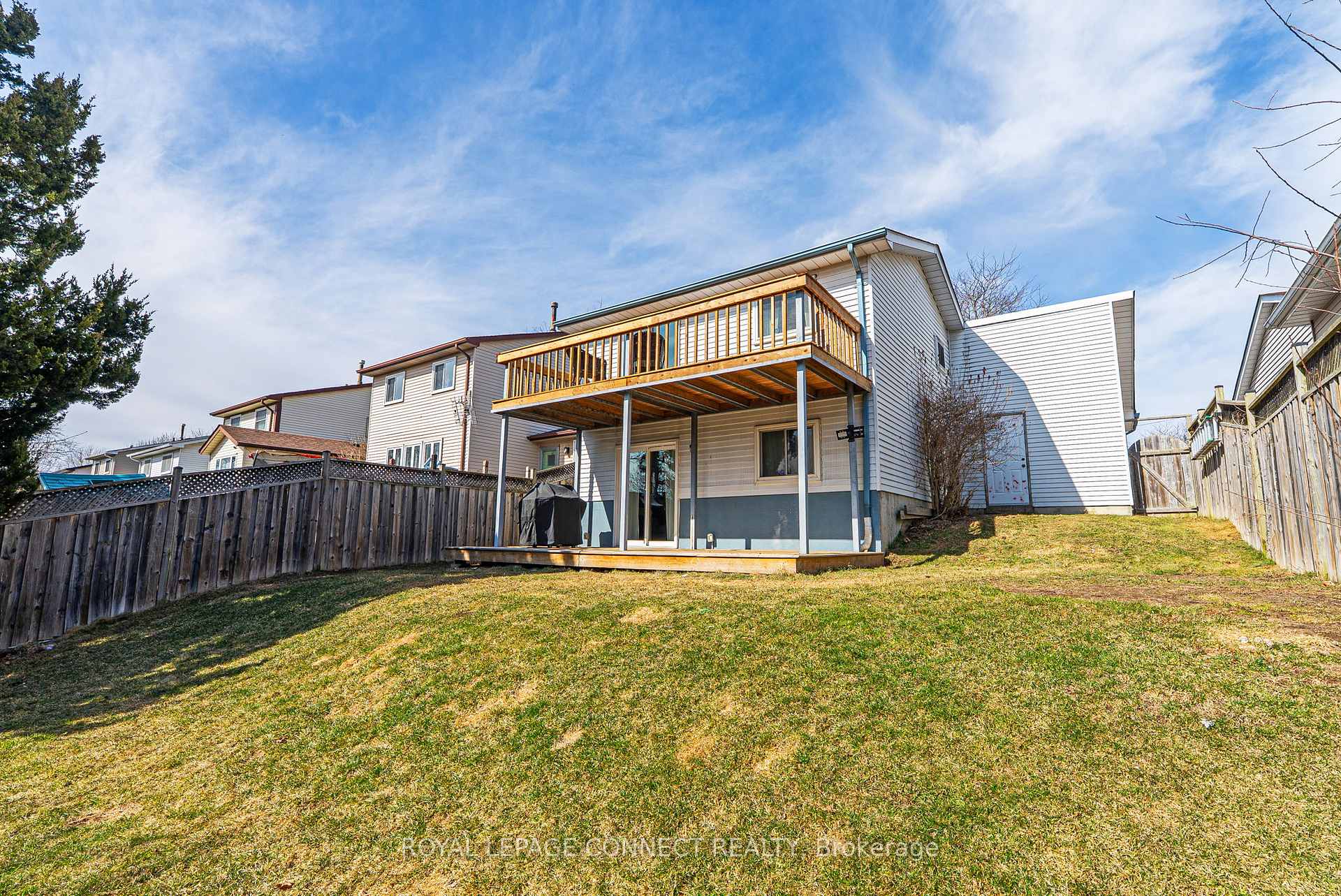 Photo 39 of 35 Banner Crescent, Ajax, South West — HOMEH