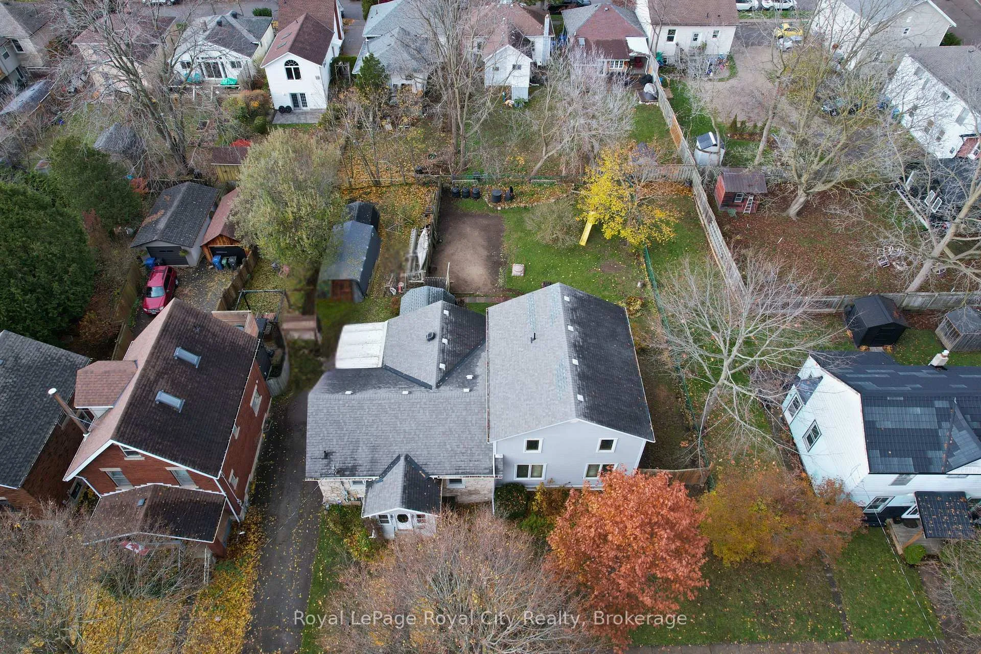 Photo 2 of 69 Nottingham Street, Guelph, Downtown — HOMEH