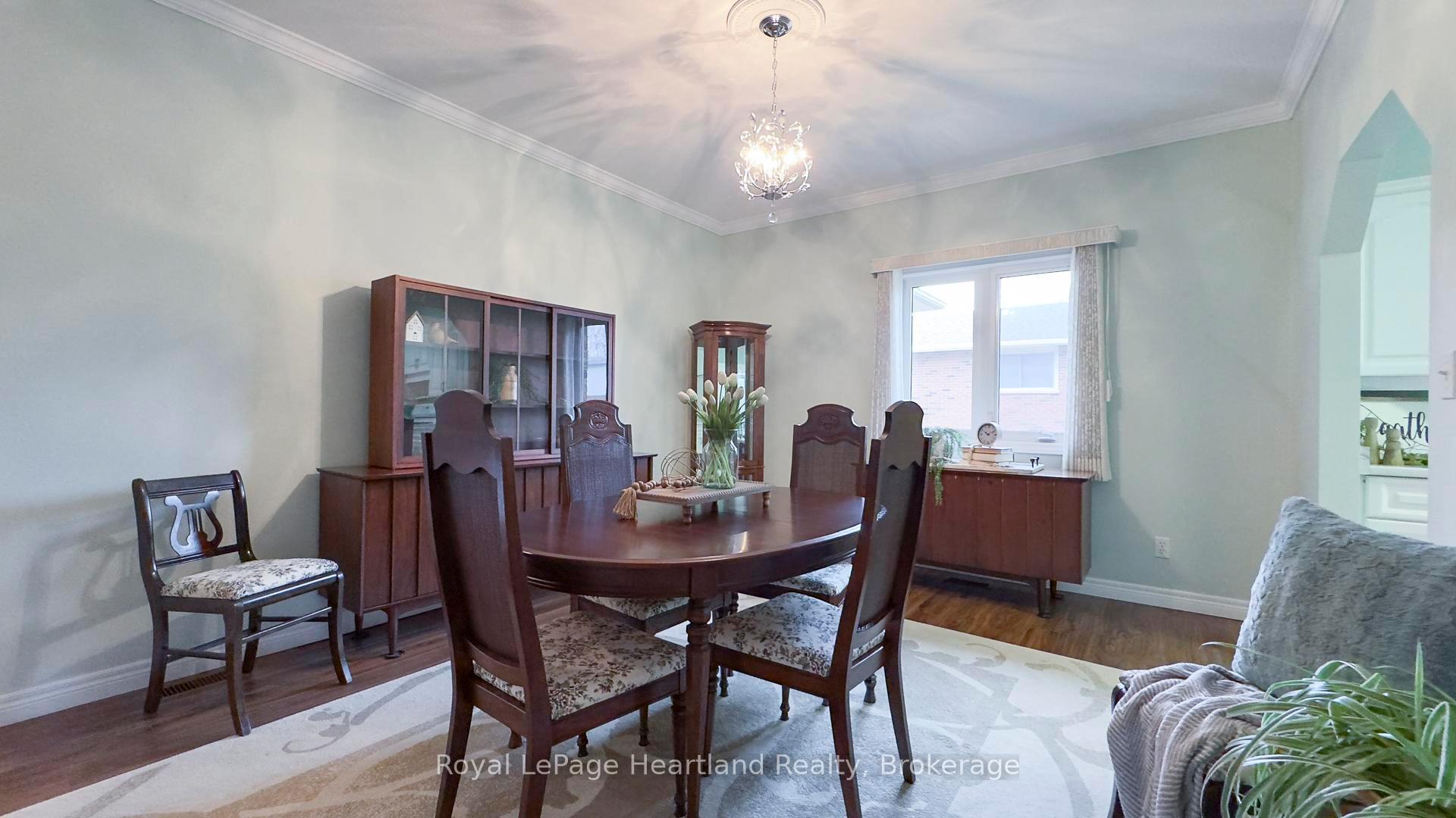 Photo 10 of 243 Martha Street, Goderich, Goderich (Town) — HOMEH