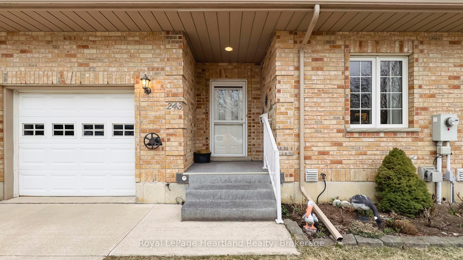 Photo 36 of 243 Martha Street, Goderich, Goderich (Town) — HOMEH