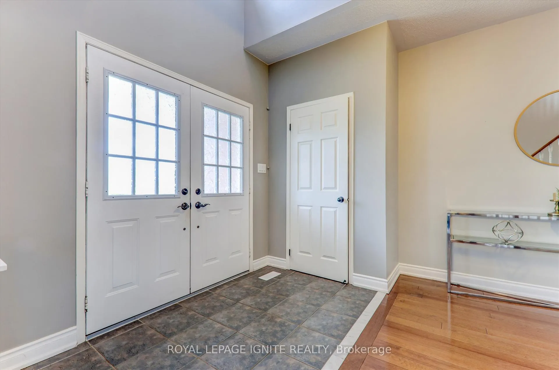 Photo 2 of 1547 Spencely Drive, Oshawa, Taunton — HOMEH