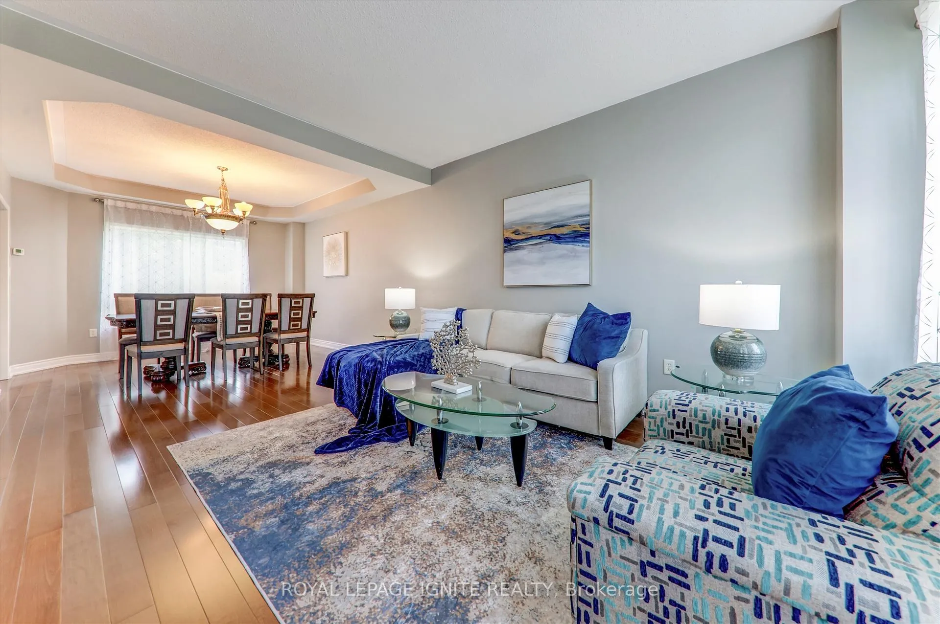 Photo 4 of 1547 Spencely Drive, Oshawa, Taunton — HOMEH