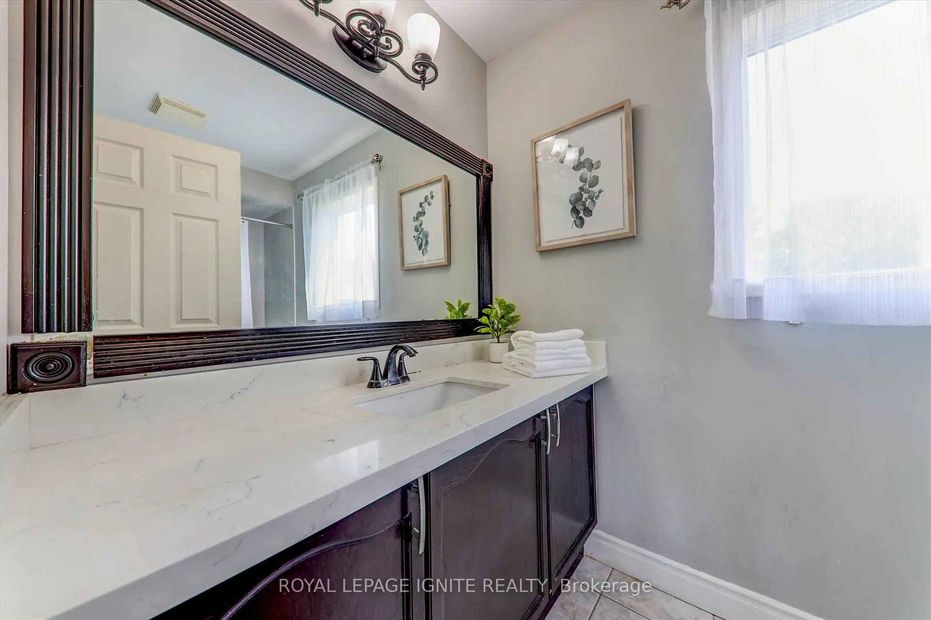 Photo 29 of 1547 Spencely Drive, Oshawa, Taunton — HOMEH