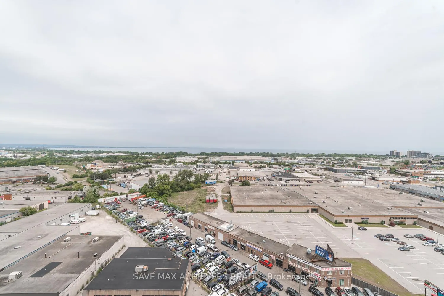 Photo 10 of Unit 1510, 2782 Barton Street E, Hamilton, Riverdale — HOMEH