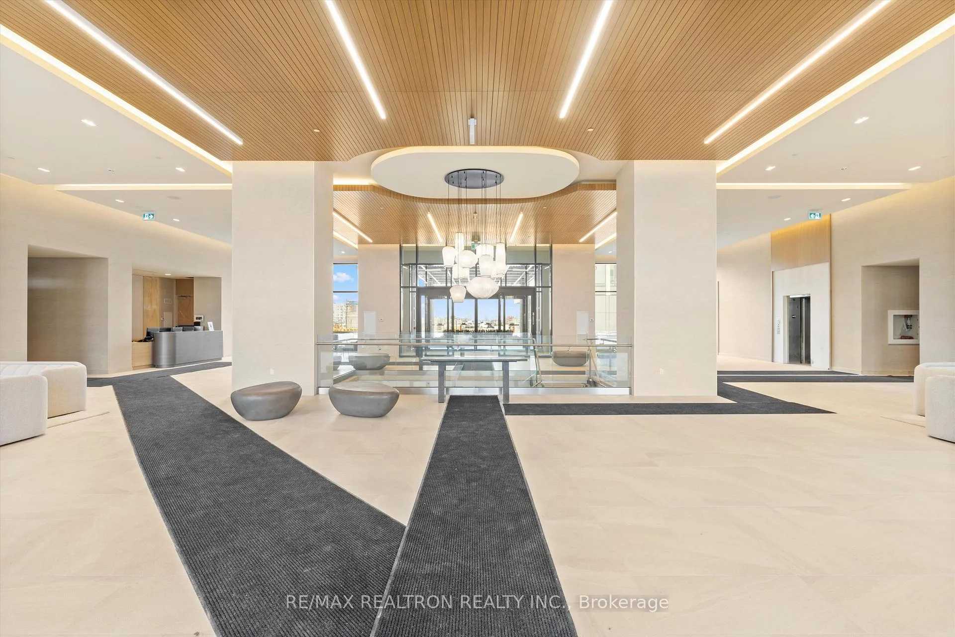 Photo 4 of Unit 523, 8960 Jane Street, Vaughan, Concord — HOMEH