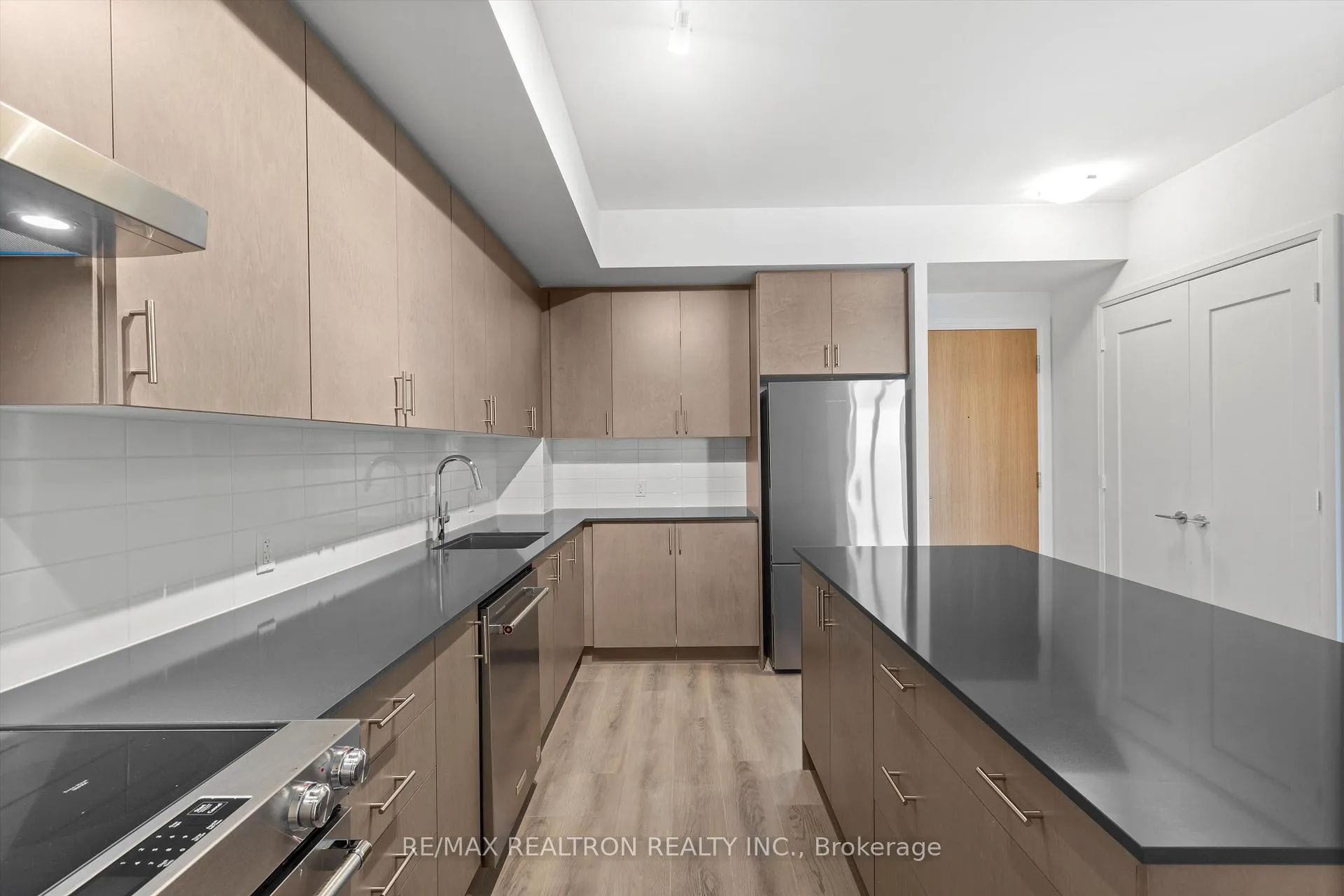 Photo 12 of Unit 523, 8960 Jane Street, Vaughan, Concord — HOMEH