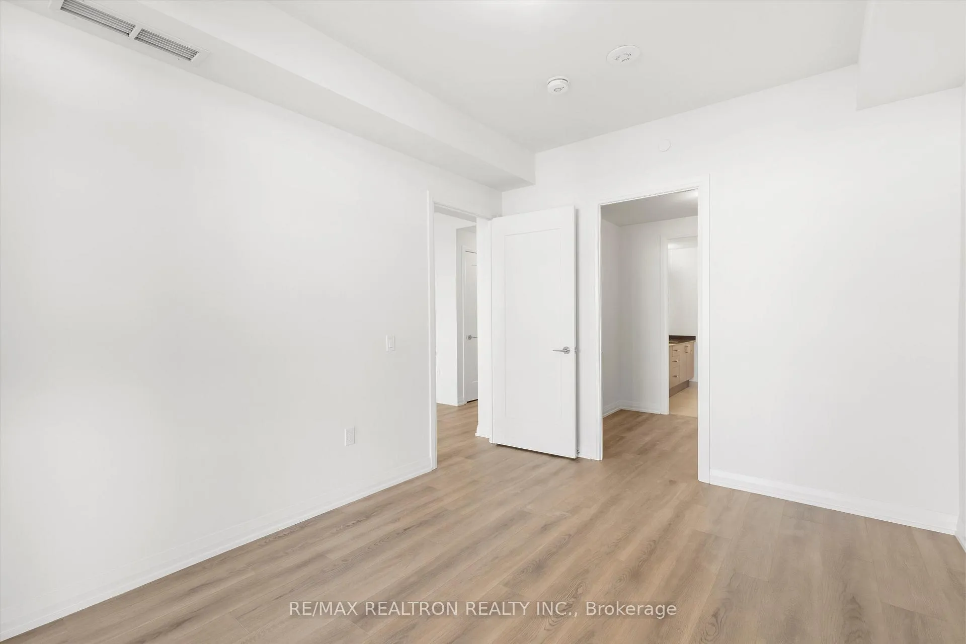 Photo 27 of Unit 523, 8960 Jane Street, Vaughan, Concord — HOMEH