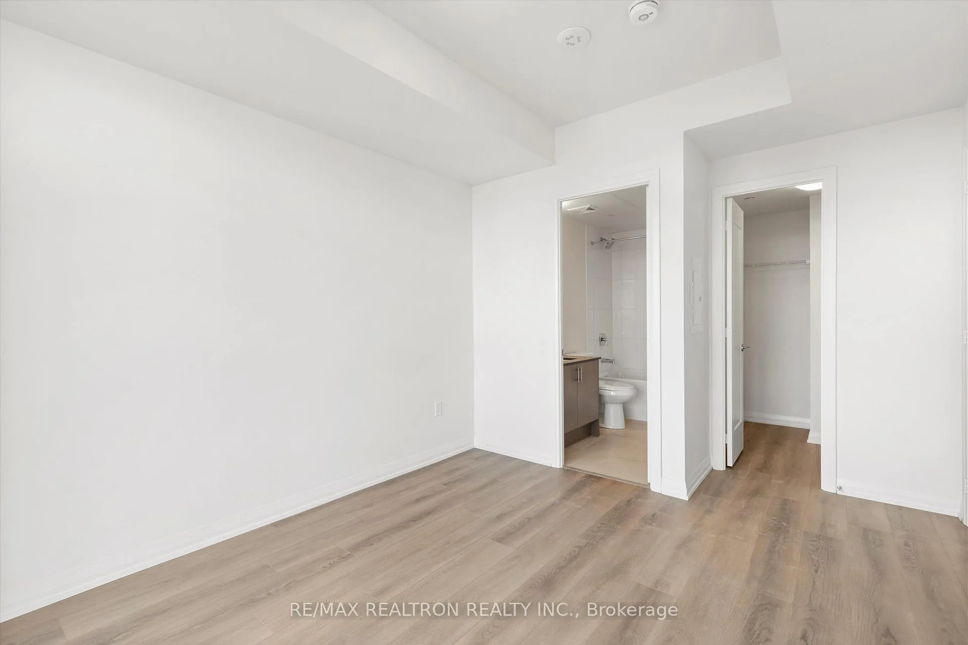 Photo 35 of Unit 523, 8960 Jane Street, Vaughan, Concord — HOMEH