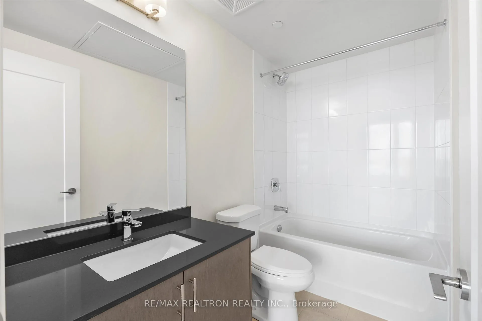 Photo 38 of Unit 523, 8960 Jane Street, Vaughan, Concord — HOMEH