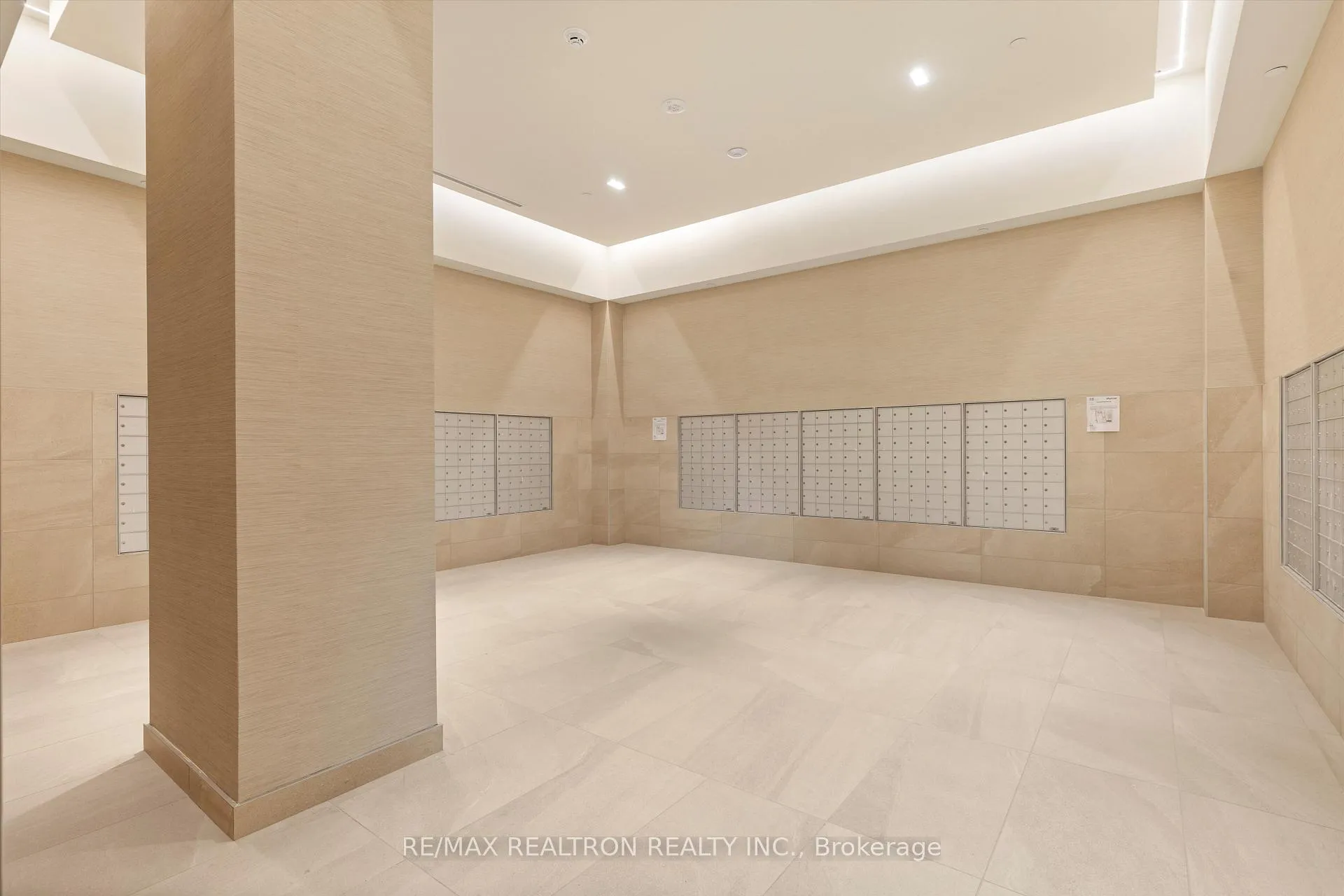 Photo 40 of Unit 523, 8960 Jane Street, Vaughan, Concord — HOMEH