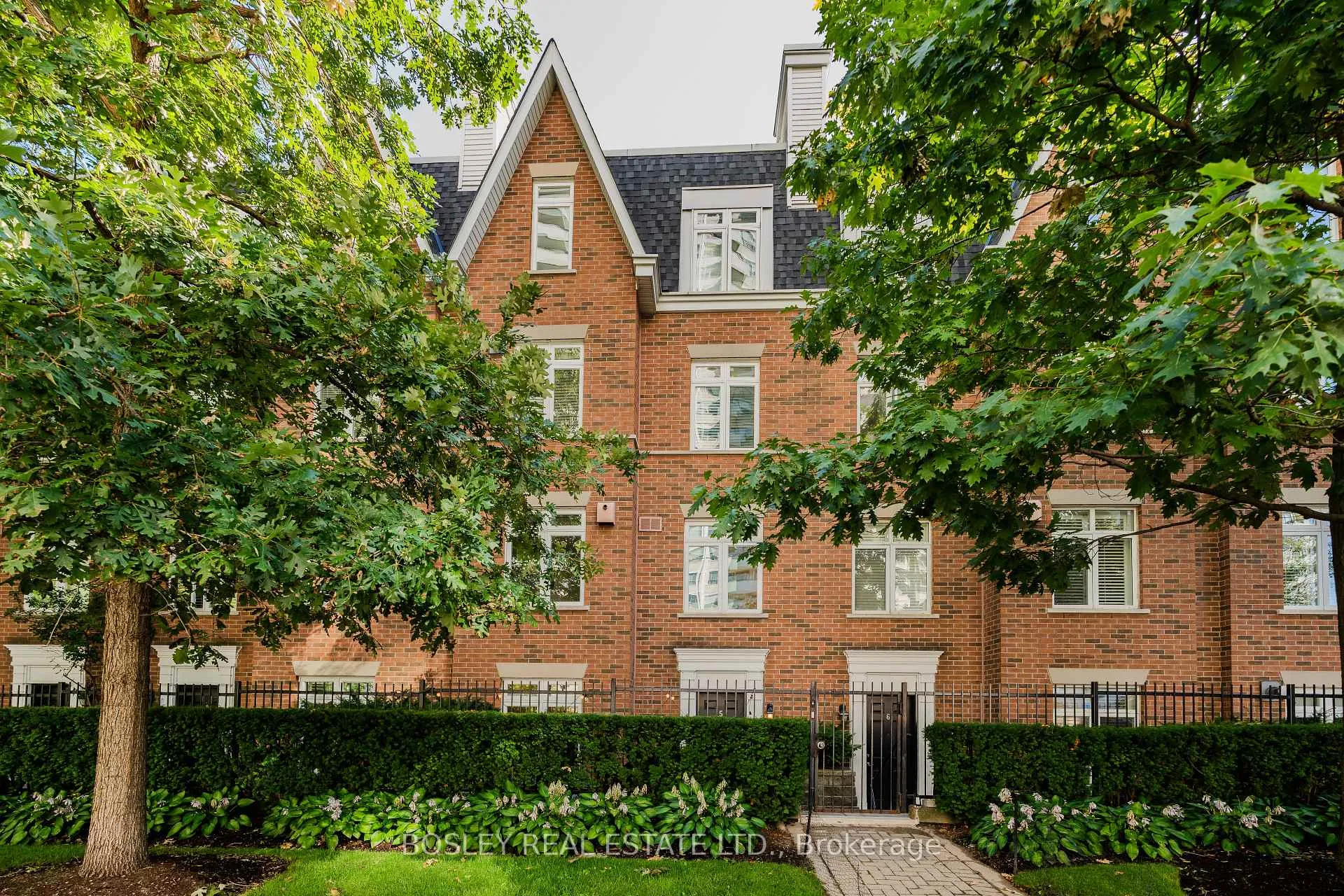 Photo 3 of Unit 5, 83 Lillian Street, Toronto, Mount Pleasant West — HOMEH