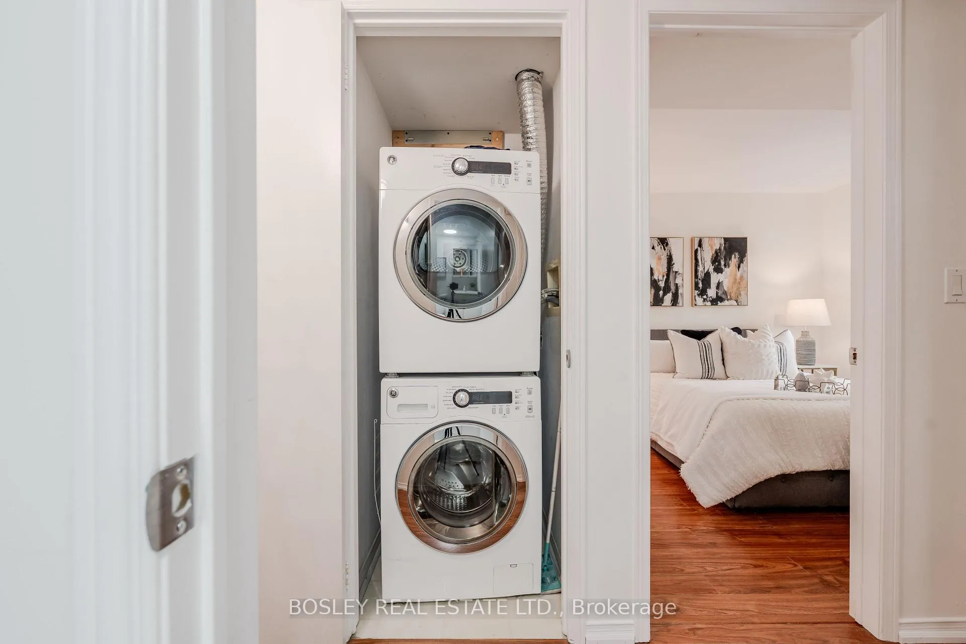 Photo 26 of Unit 5, 83 Lillian Street, Toronto, Mount Pleasant West — HOMEH