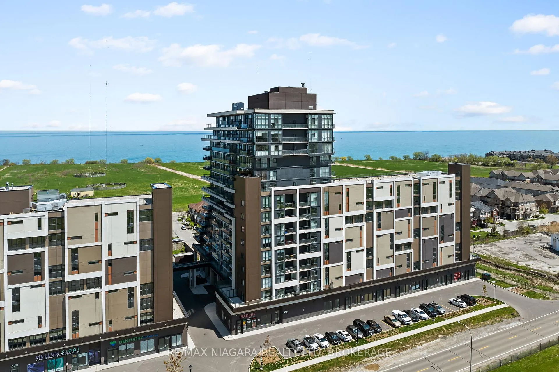 Photo 17 of Unit 1202, 550 North Service Road, Grimsby, Grimsby Beach — HOMEH