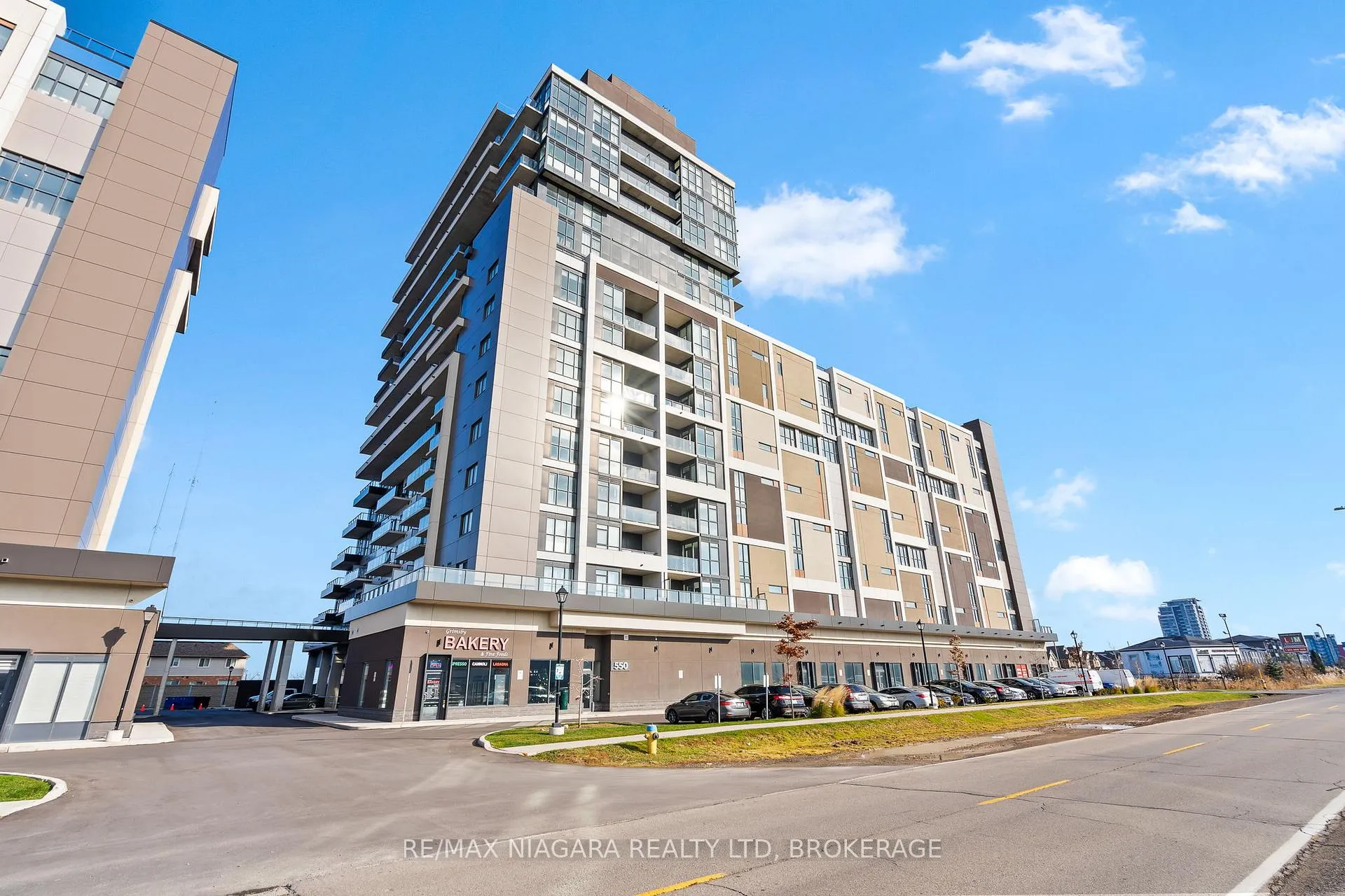 Photo 25 of Unit 1202, 550 North Service Road, Grimsby, Grimsby Beach — HOMEH