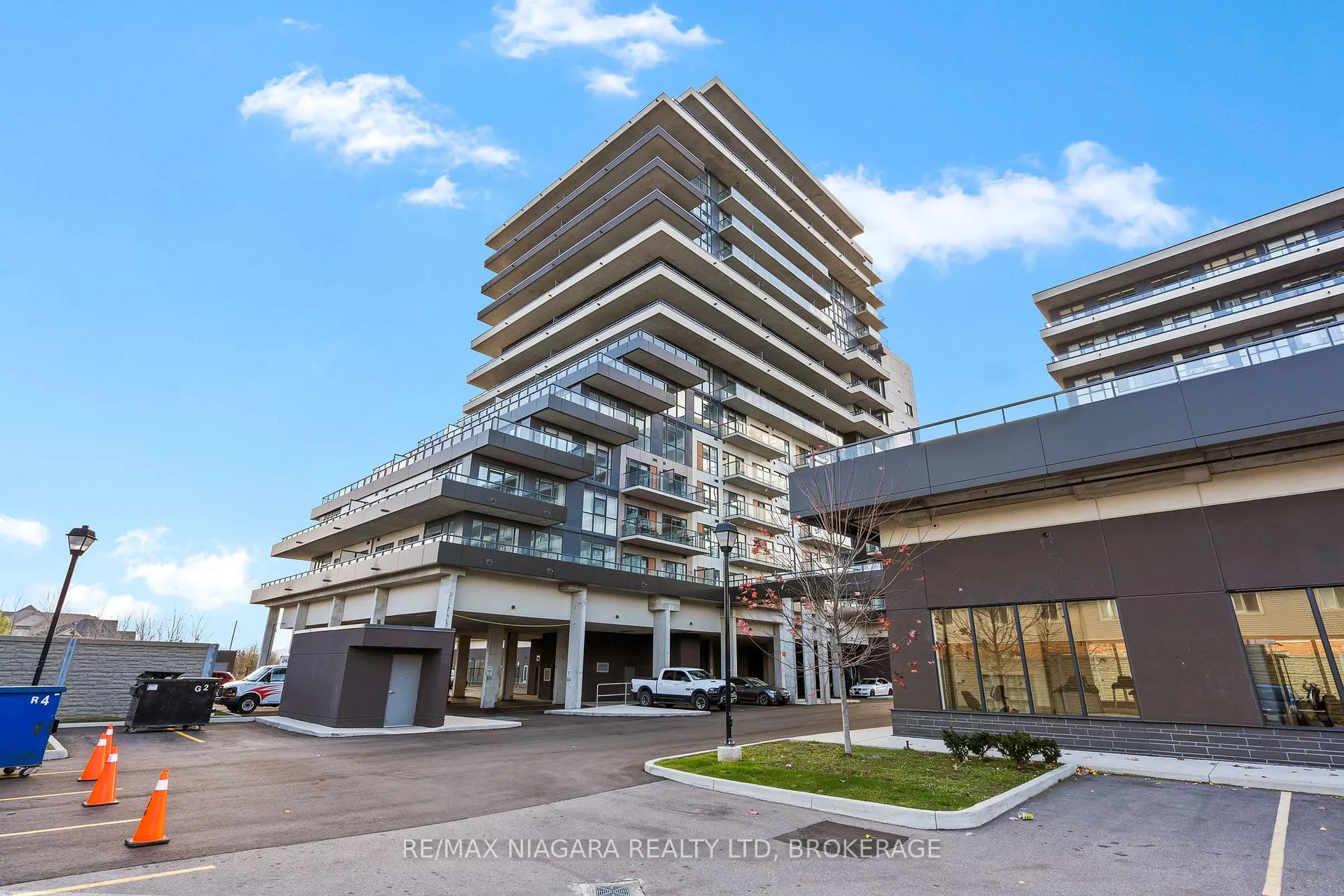 Photo 27 of Unit 1202, 550 North Service Road, Grimsby, Grimsby Beach — HOMEH