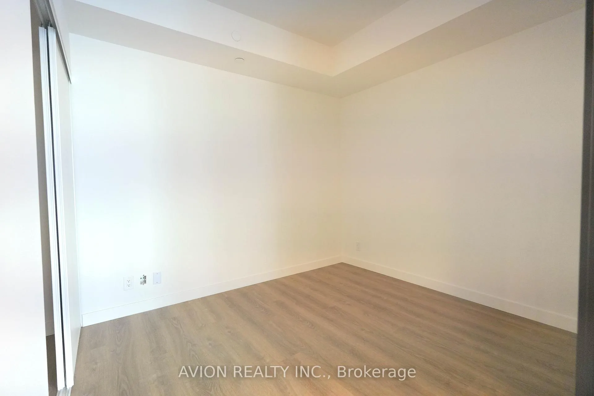Photo 9 of Unit 1315, 1050 Eastern Avenue, Toronto, The Beaches — HOMEH