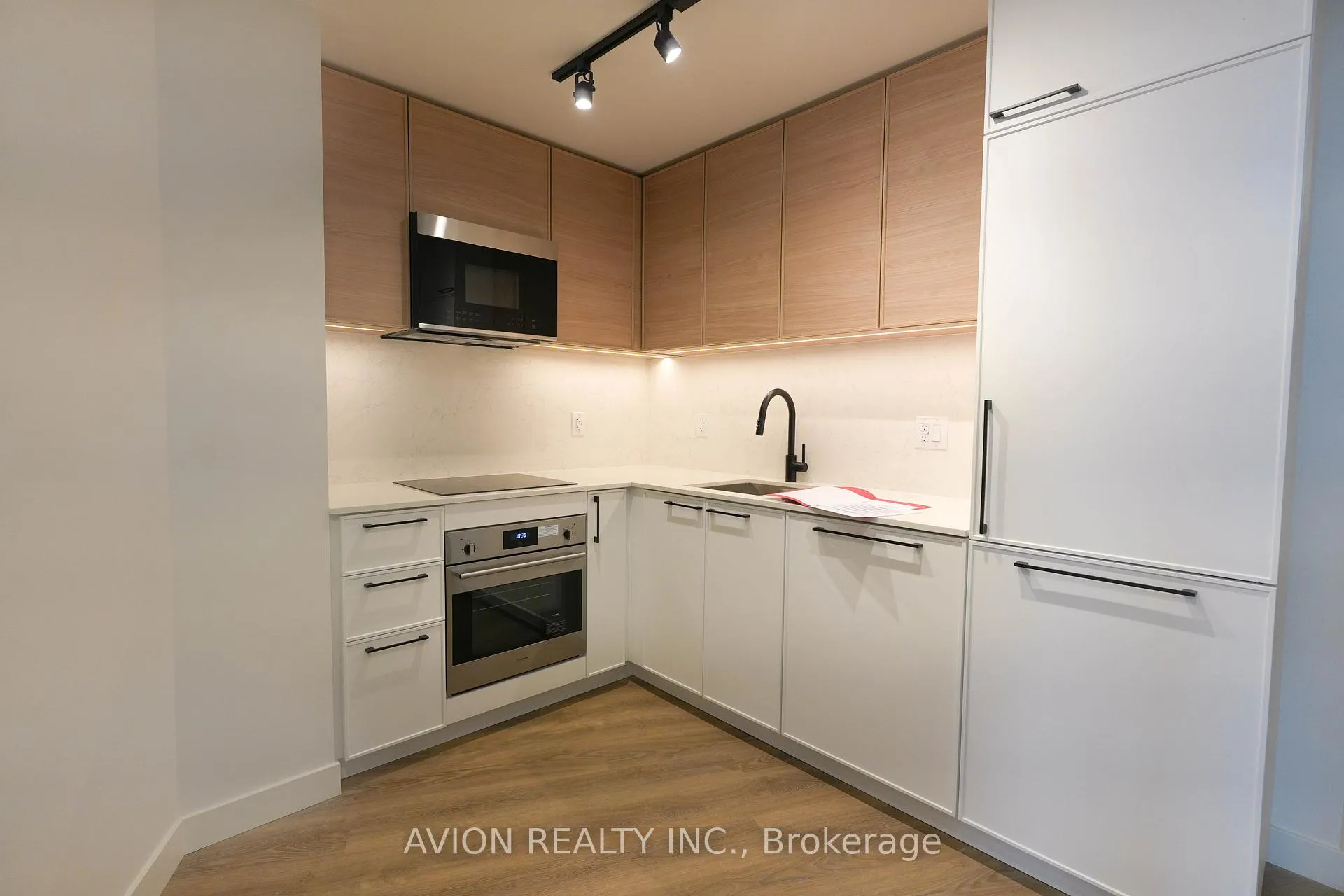 Photo 10 of Unit 1315, 1050 Eastern Avenue, Toronto, The Beaches — HOMEH