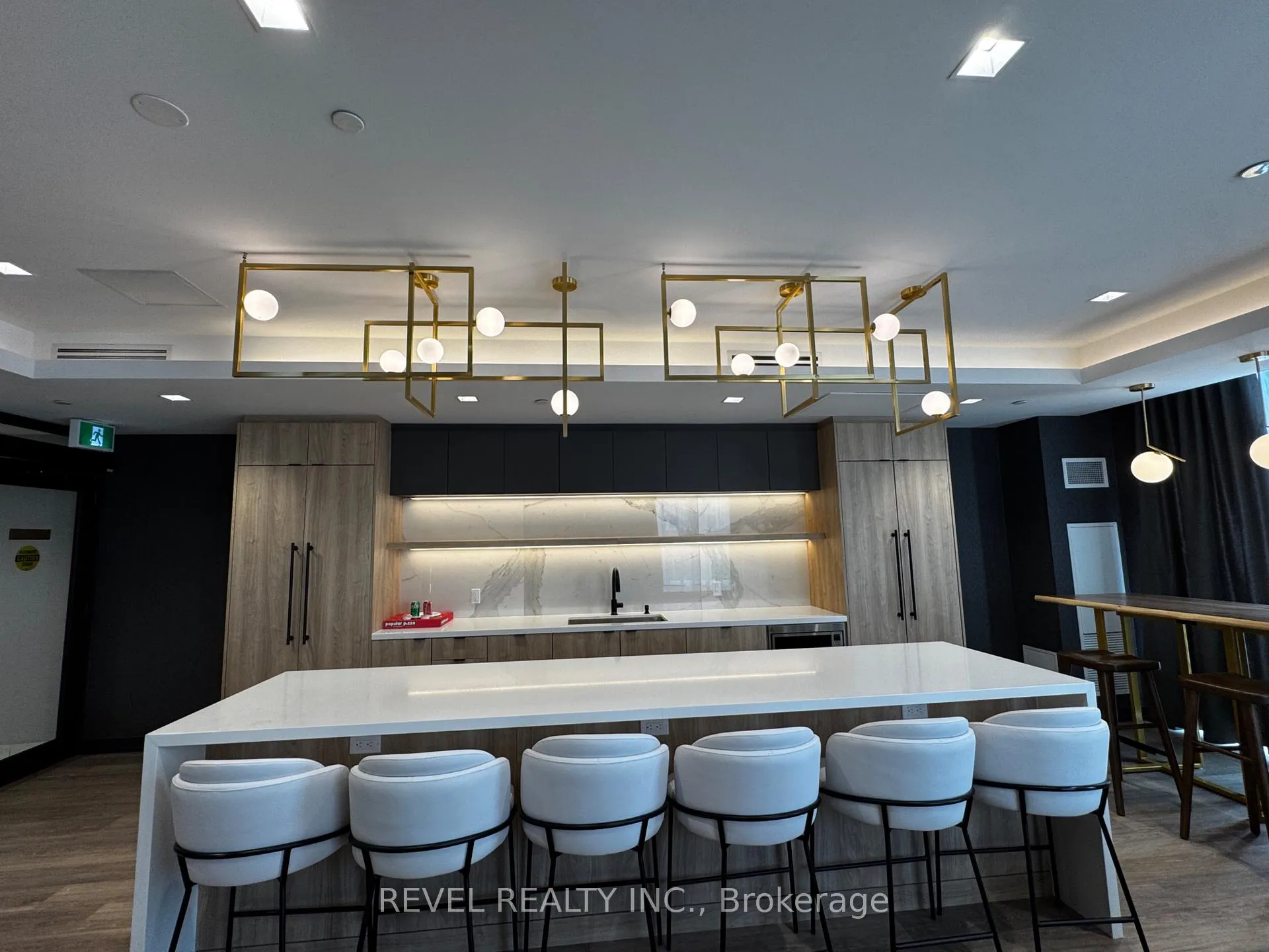 Photo 38 of Unit 523, 1010 Dundas Street E, Whitby, Blue Grass Meadows — HOMEH