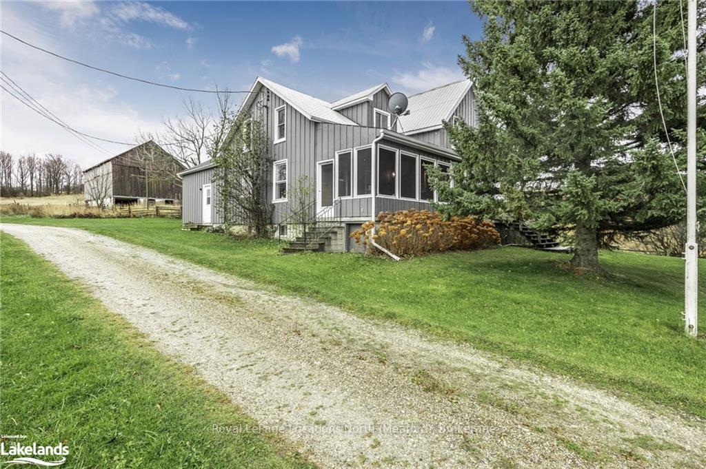 Photo 2 of 556341 6TH Line, Blue Mountains — HOMEH