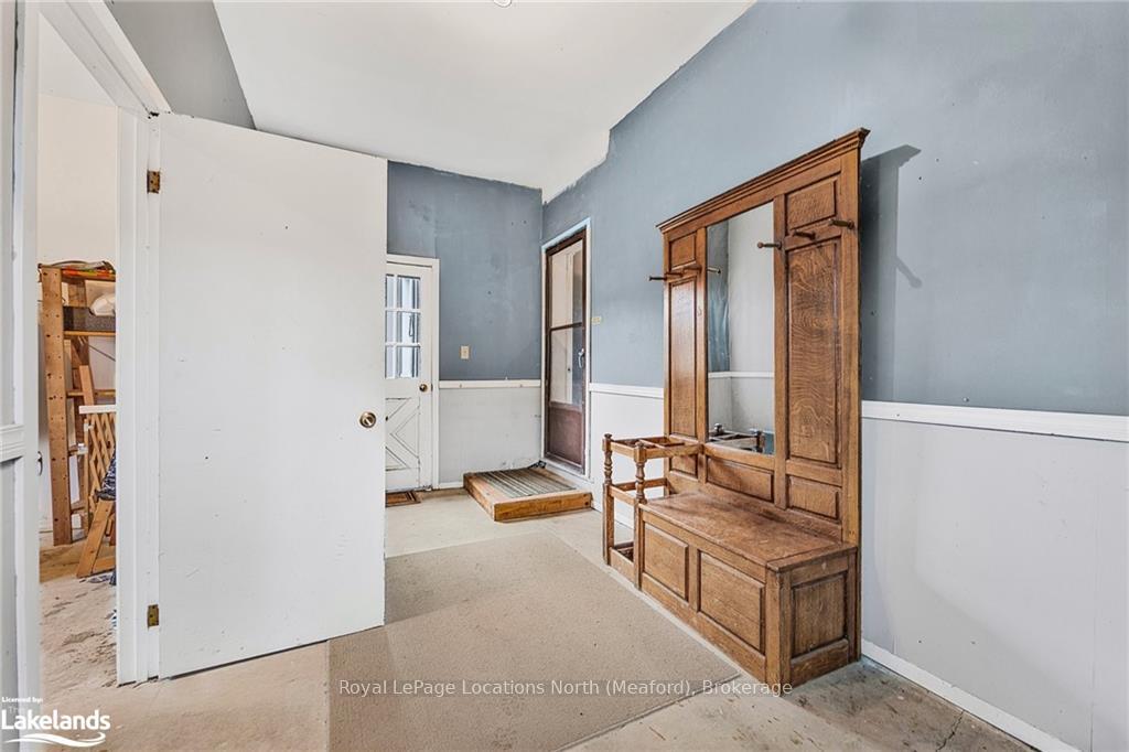 Photo 3 of 556341 6TH Line, Blue Mountains — HOMEH