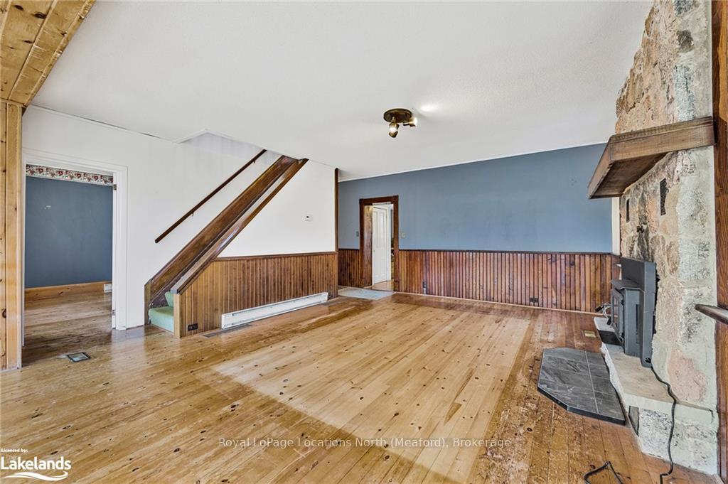 Photo 10 of 556341 6TH Line, Blue Mountains — HOMEH