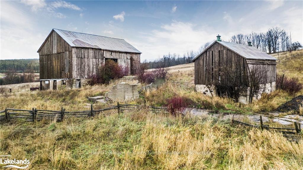 Photo 30 of 556341 6TH Line, Blue Mountains — HOMEH