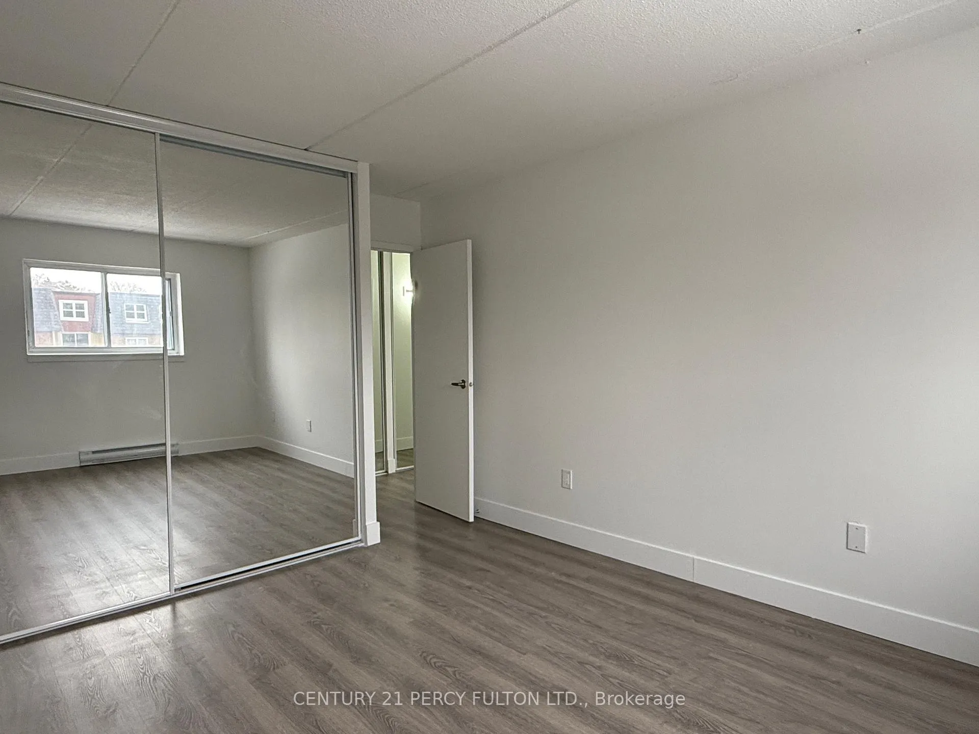 Photo 8 of Unit 310, 200 Garden Street, Whitby, Downtown Whitby — HOMEH
