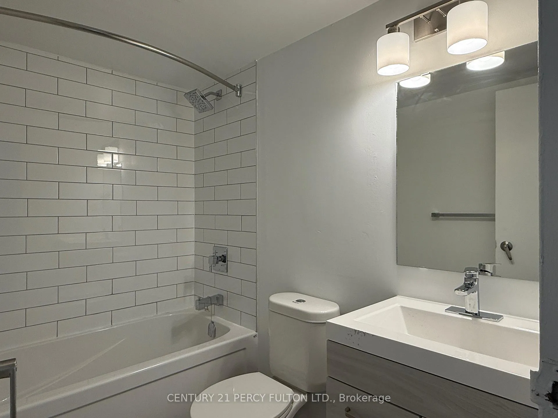 Photo 9 of Unit 310, 200 Garden Street, Whitby, Downtown Whitby — HOMEH