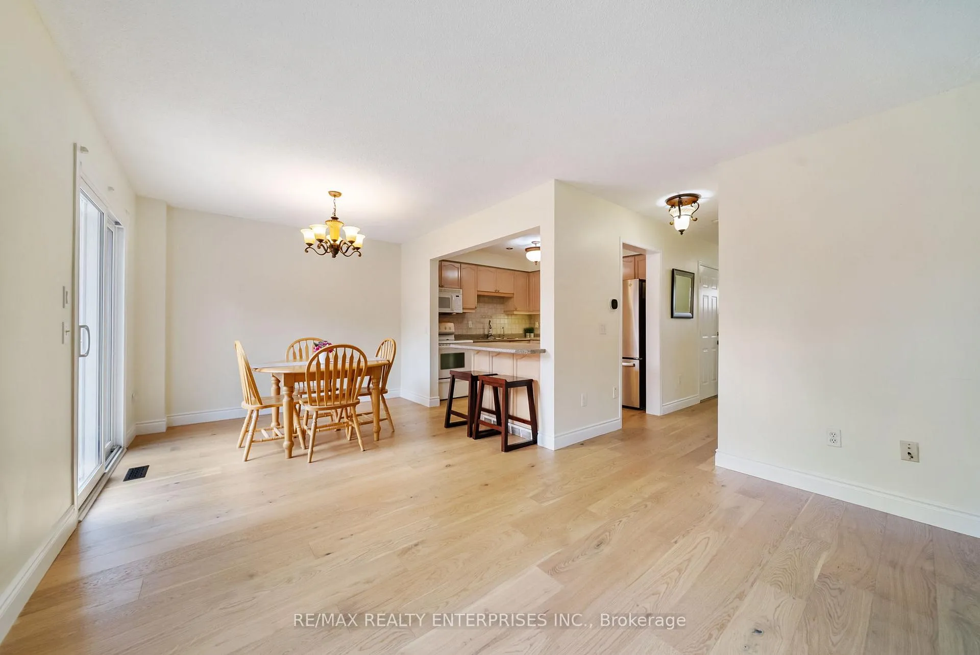 Photo 9 of Unit 53, 11 Pirie Drive, Hamilton, Dundas — HOMEH