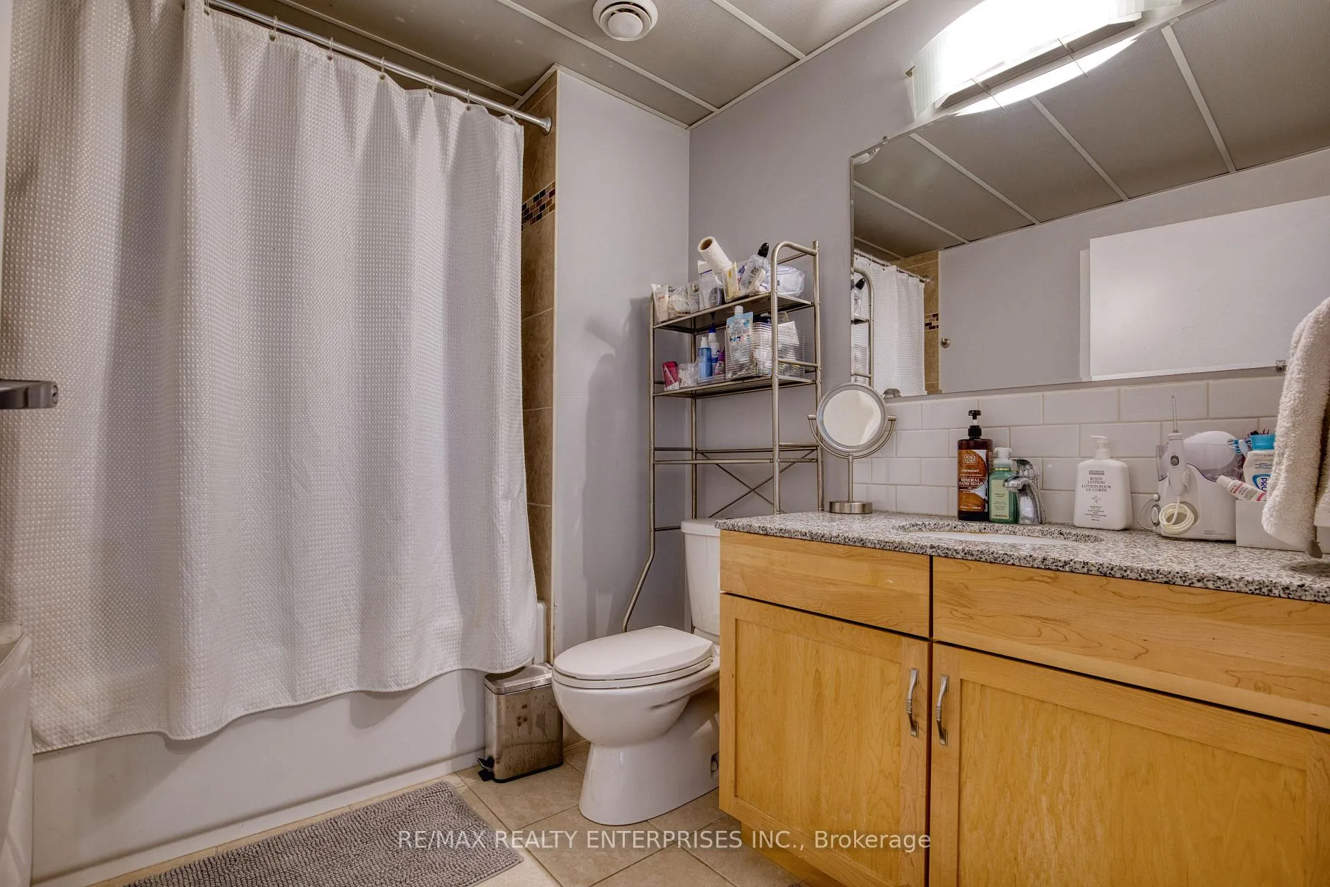 Photo 15 of Unit 403, 36 Regina Street N, Waterloo — HOMEH