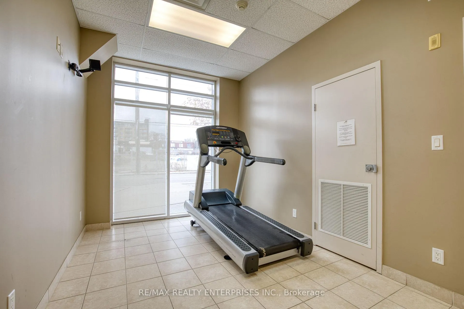 Photo 19 of Unit 403, 36 Regina Street N, Waterloo — HOMEH
