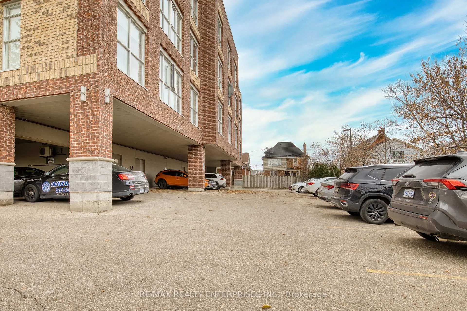 Photo 20 of Unit 403, 36 Regina Street N, Waterloo — HOMEH