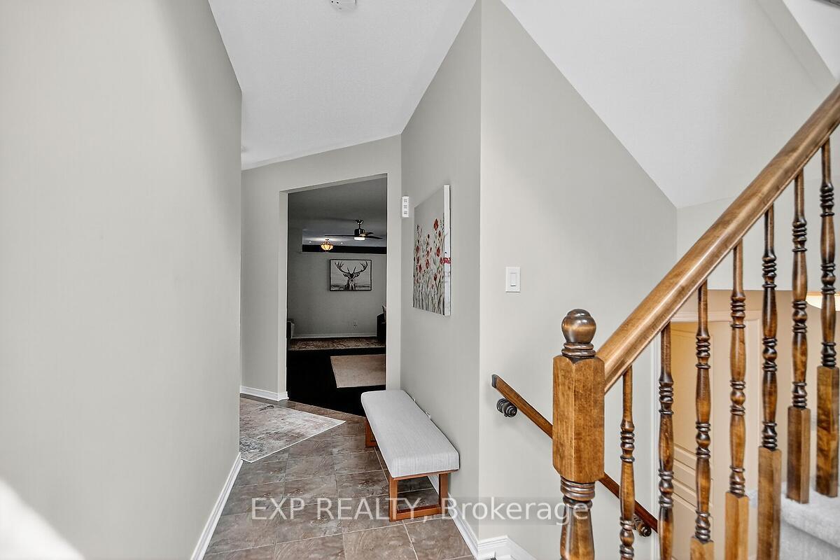 Photo 6 of 295 Harthill Way, Ottawa, Barrhaven - Heritage Park — HOMEH