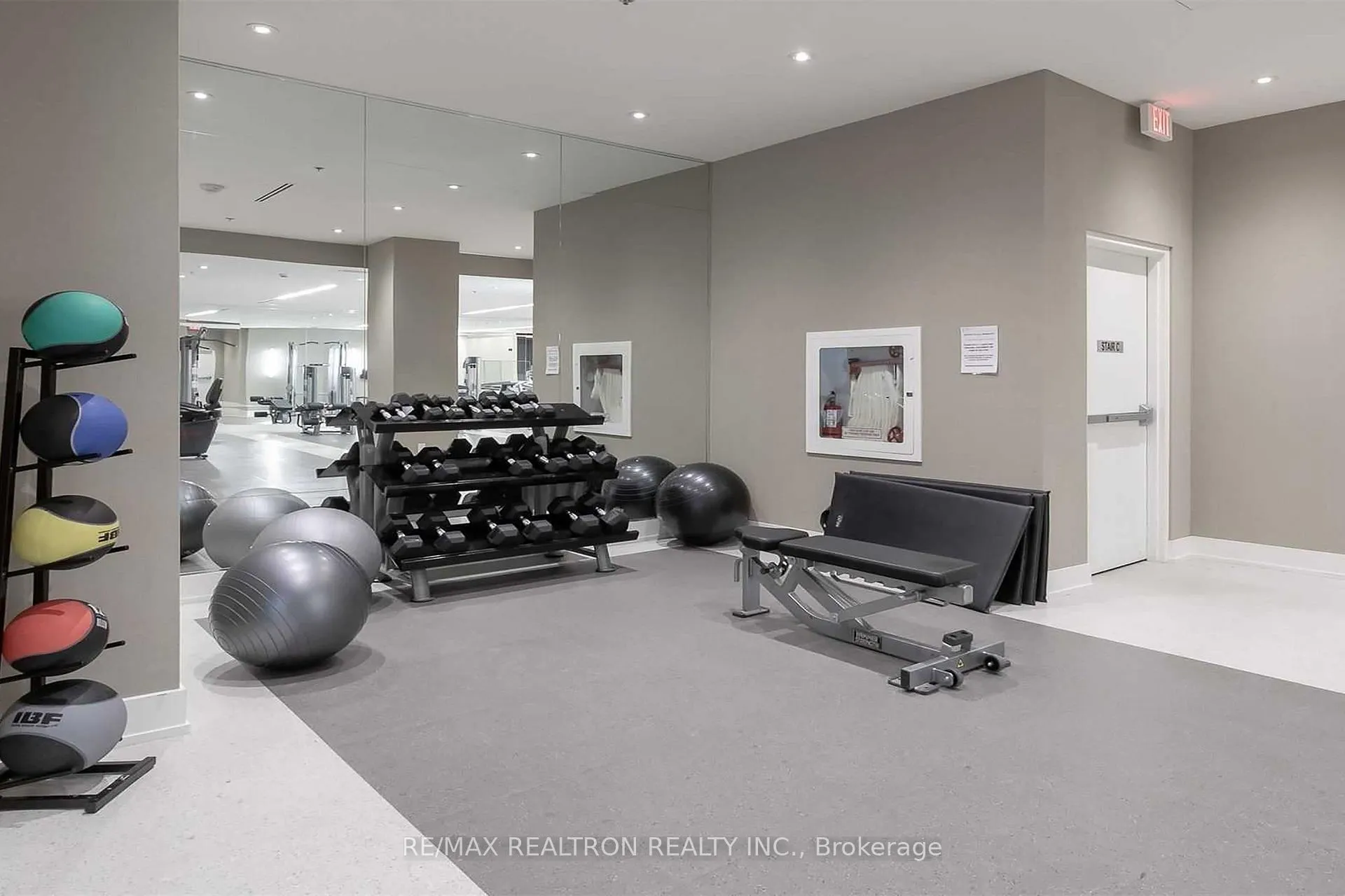 Photo 33 of Unit 801, 99 Foxbar Road, Toronto, Yonge-St. Clair — HOMEH
